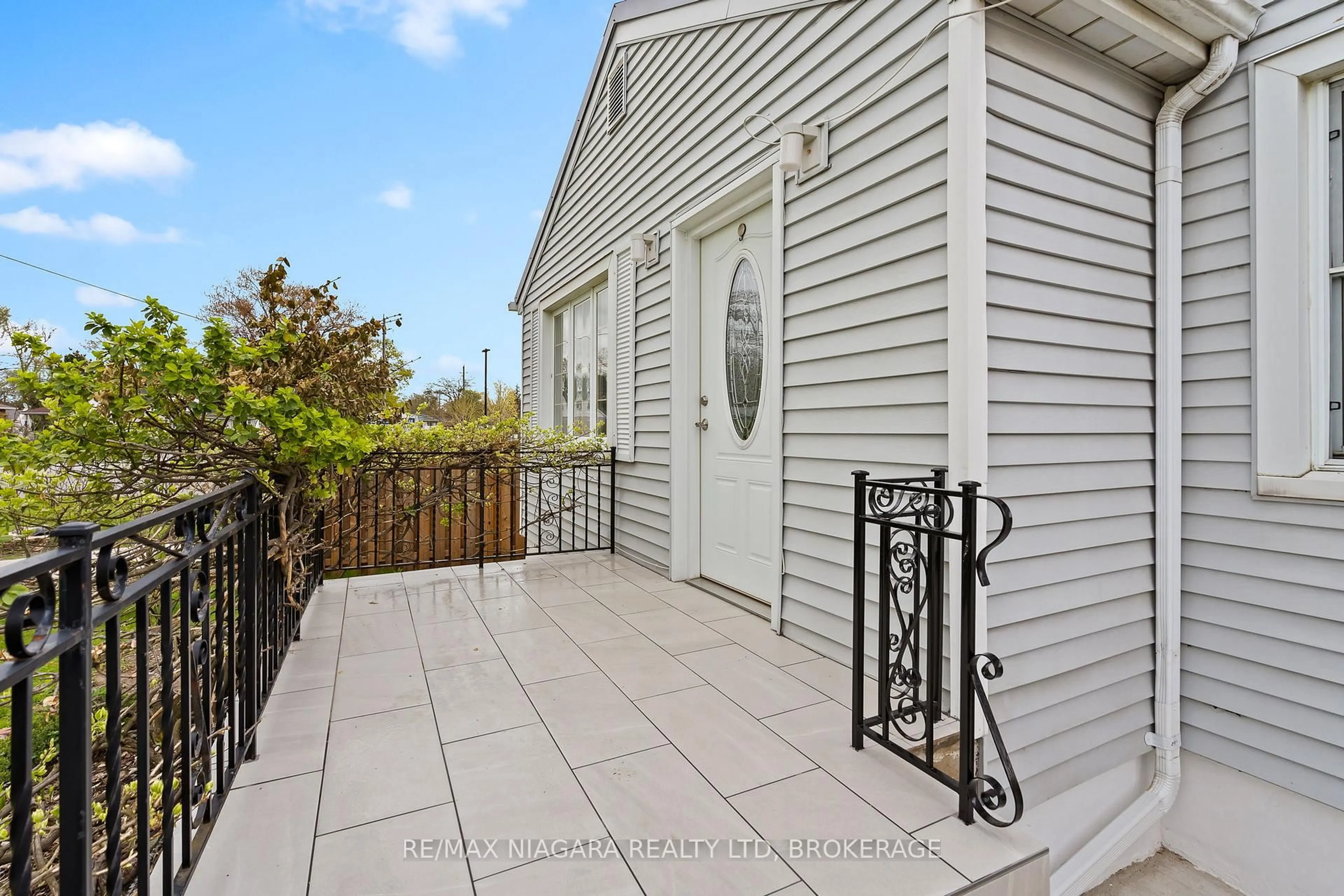 Unknown for 8134 Beaverdams Rd, Niagara Falls Ontario L2H 1S1