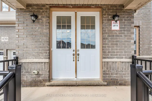 430 VanDusen Ave, Southgate 4