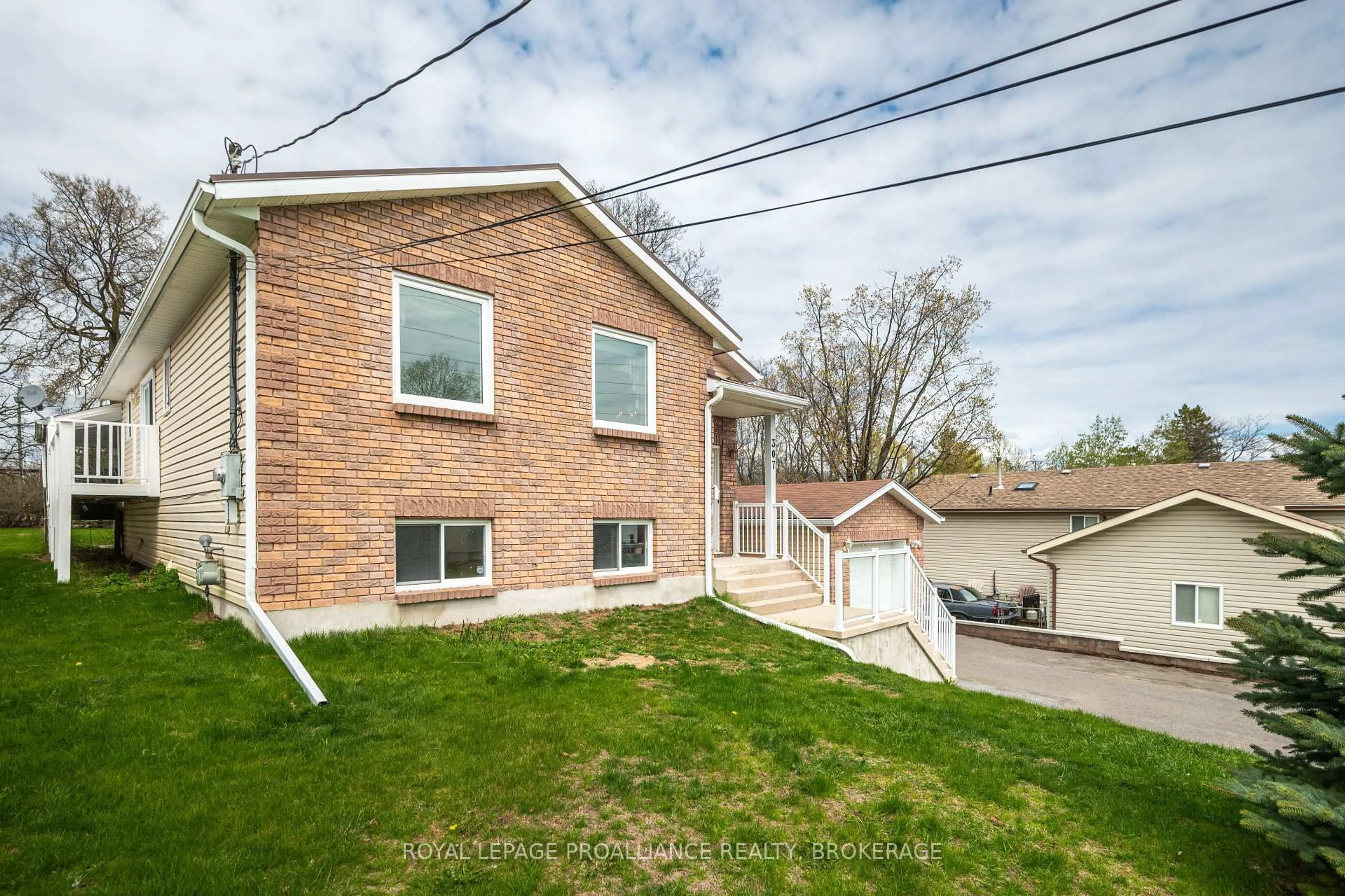 Unknown for 307 Amherst Dr, Loyalist Ontario K7N 1V3