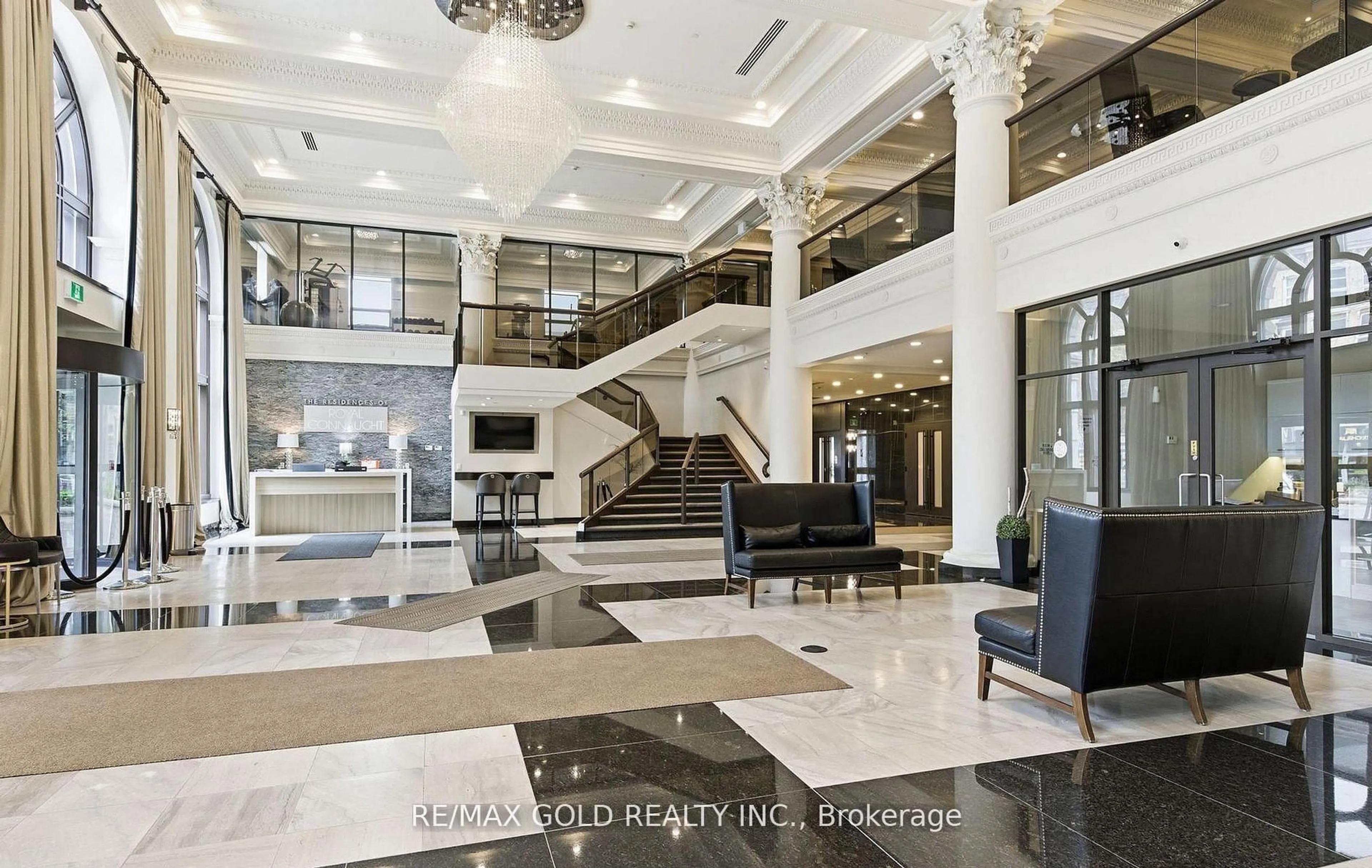 Lobby for 112 King St #305, Hamilton Ontario L8N 1A8