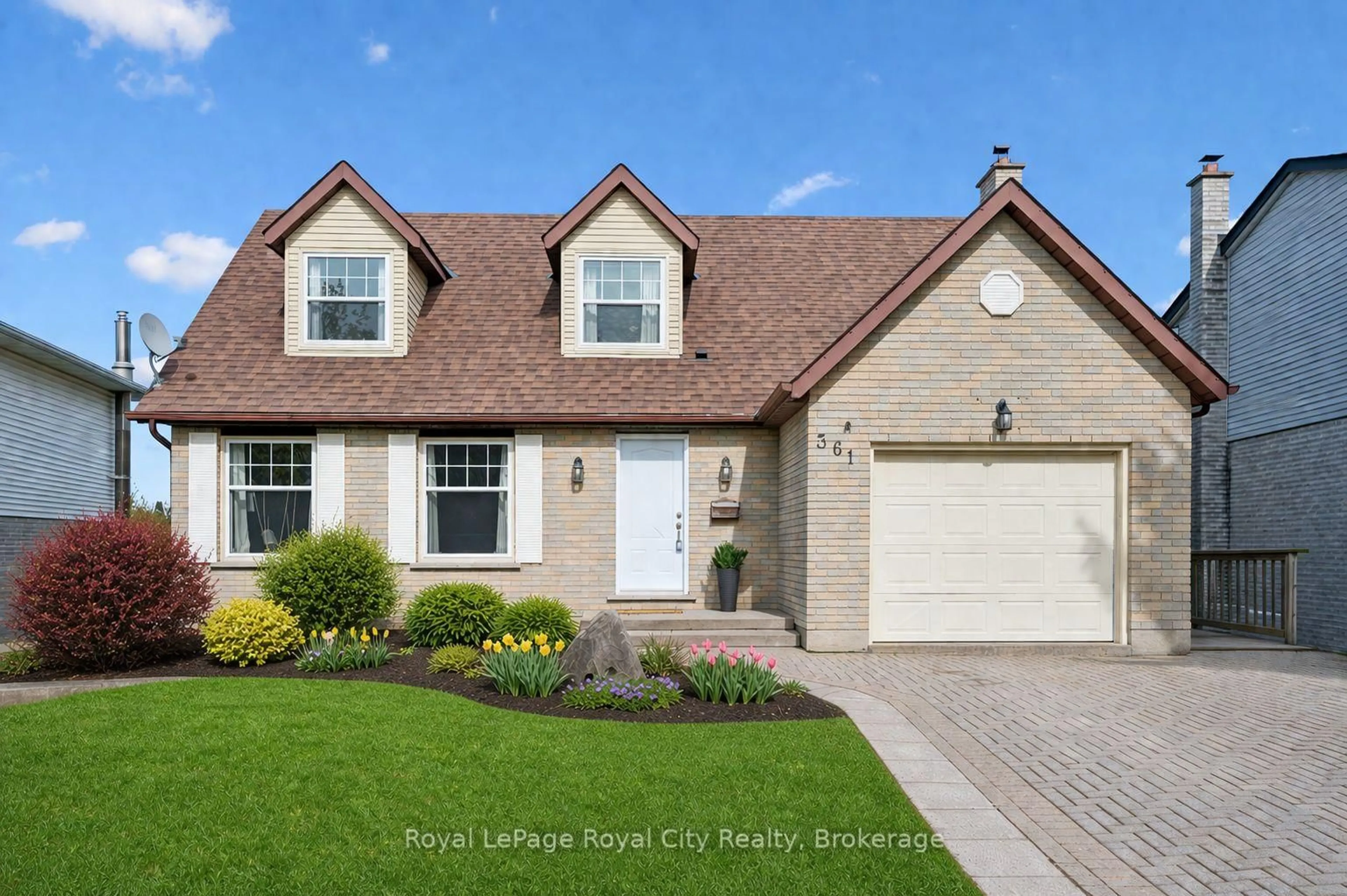 Home with vinyl exterior material, street for 361 Ironwood Rd, Guelph Ontario N1G 3P2