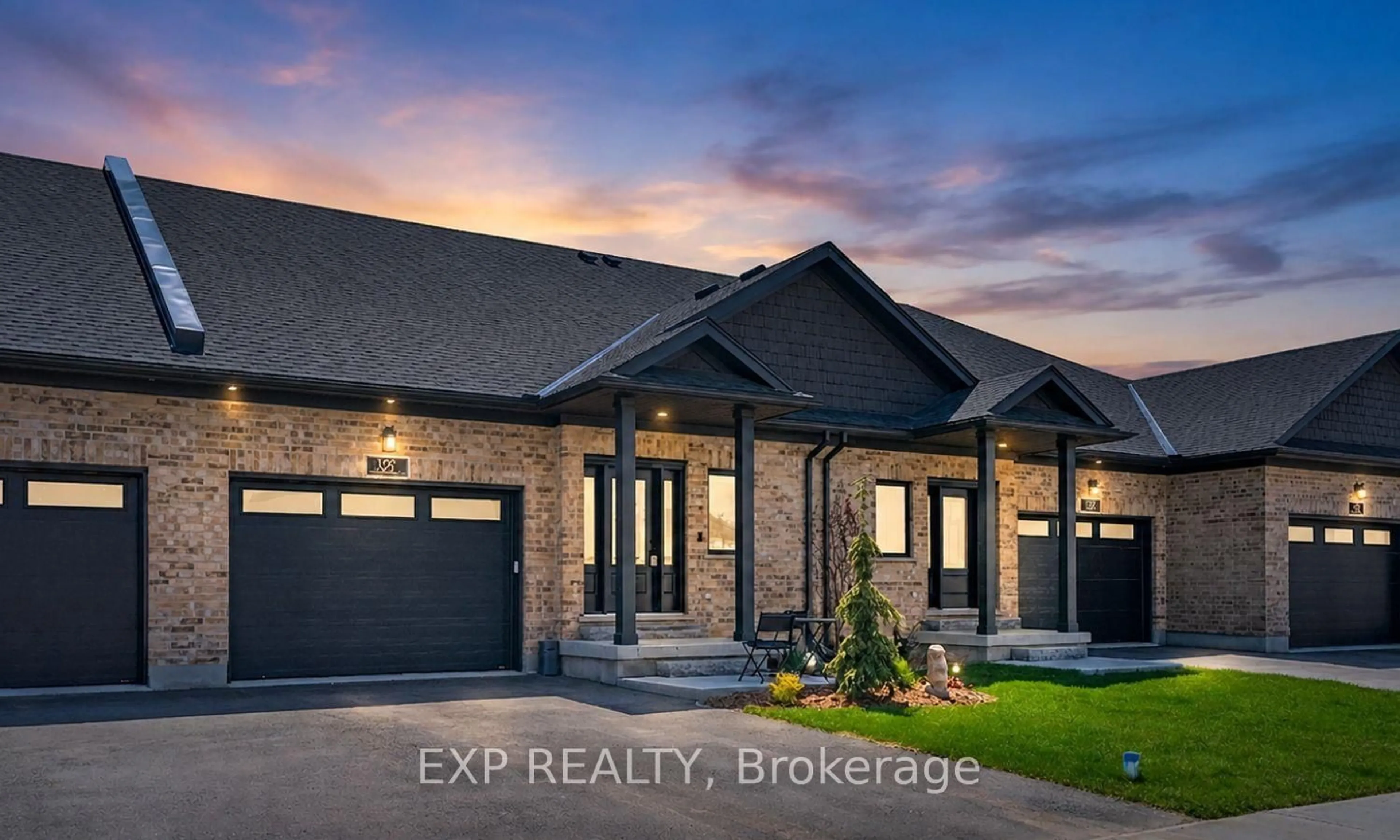 Home with brick exterior material, unknown for 137 South Parkwood Blvd, Woolwich Ontario N3B 0E6