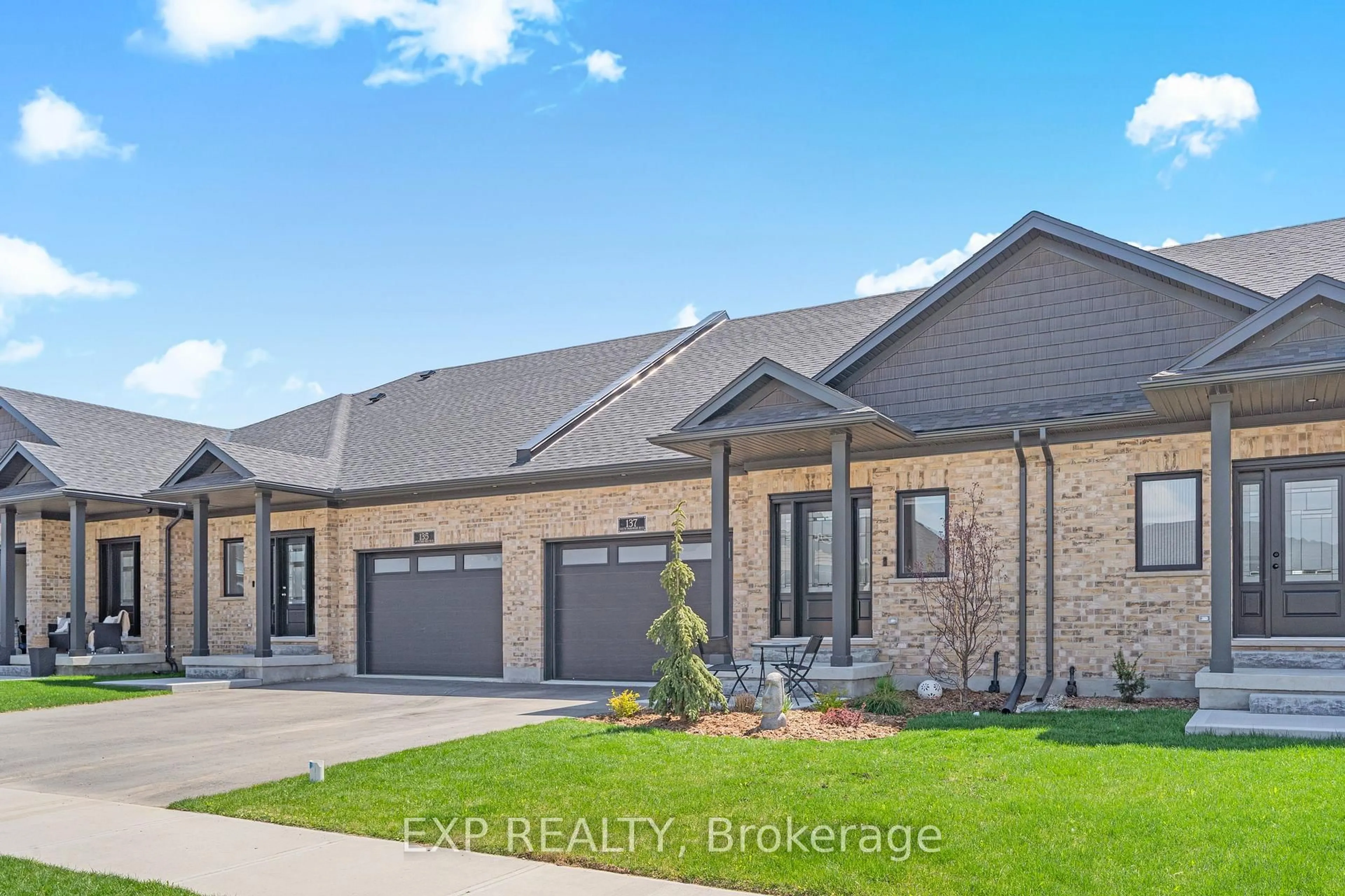 Home with brick exterior material, street for 137 South Parkwood Blvd, Woolwich Ontario N3B 0E6