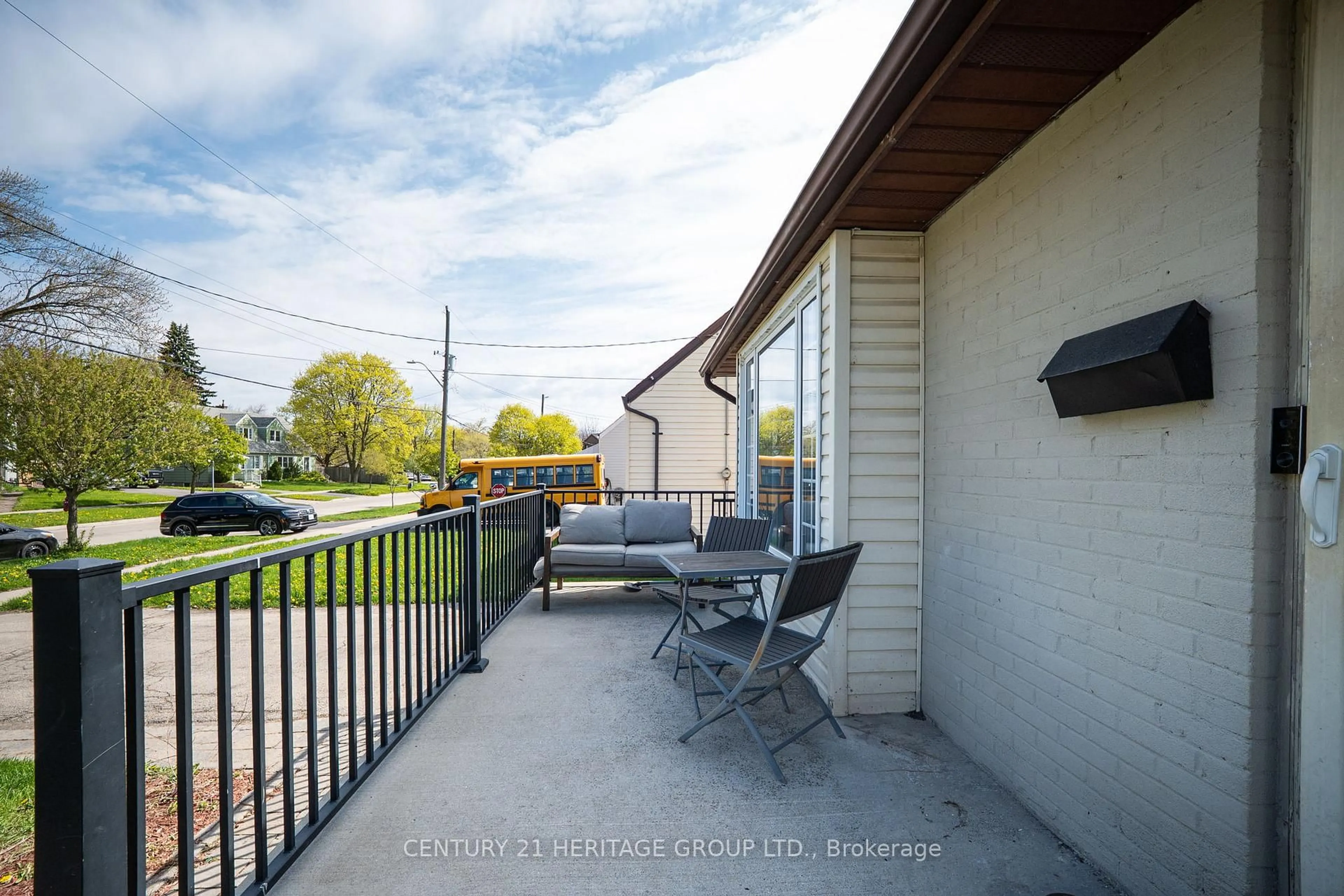 Patio, water/lake/river/ocean view for 18 Armstrong Ave, Hamilton Ontario L8H 1M5