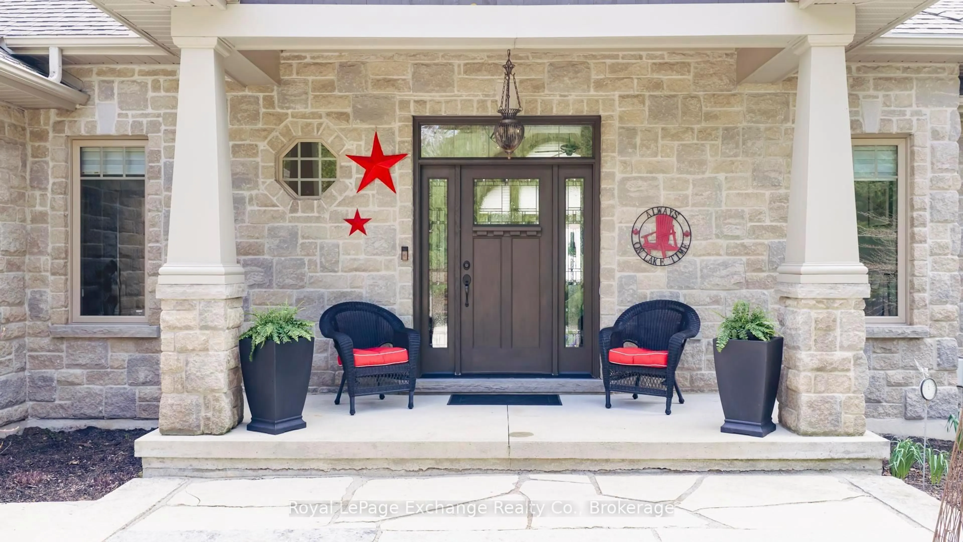 Indoor entryway for 223 Upper Lorne Beach Rd, Kincardine Ontario N0G 2T0