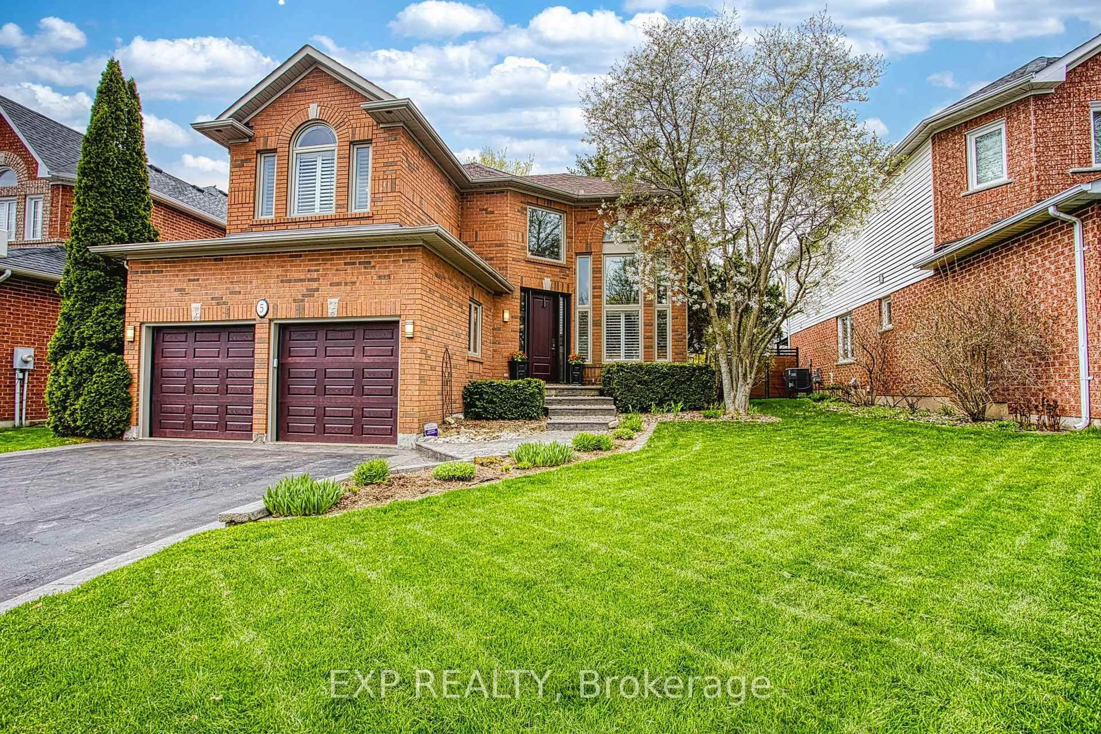 Home with brick exterior material, street for 5 Shetland Dr, Hamilton Ontario L8B 0N9