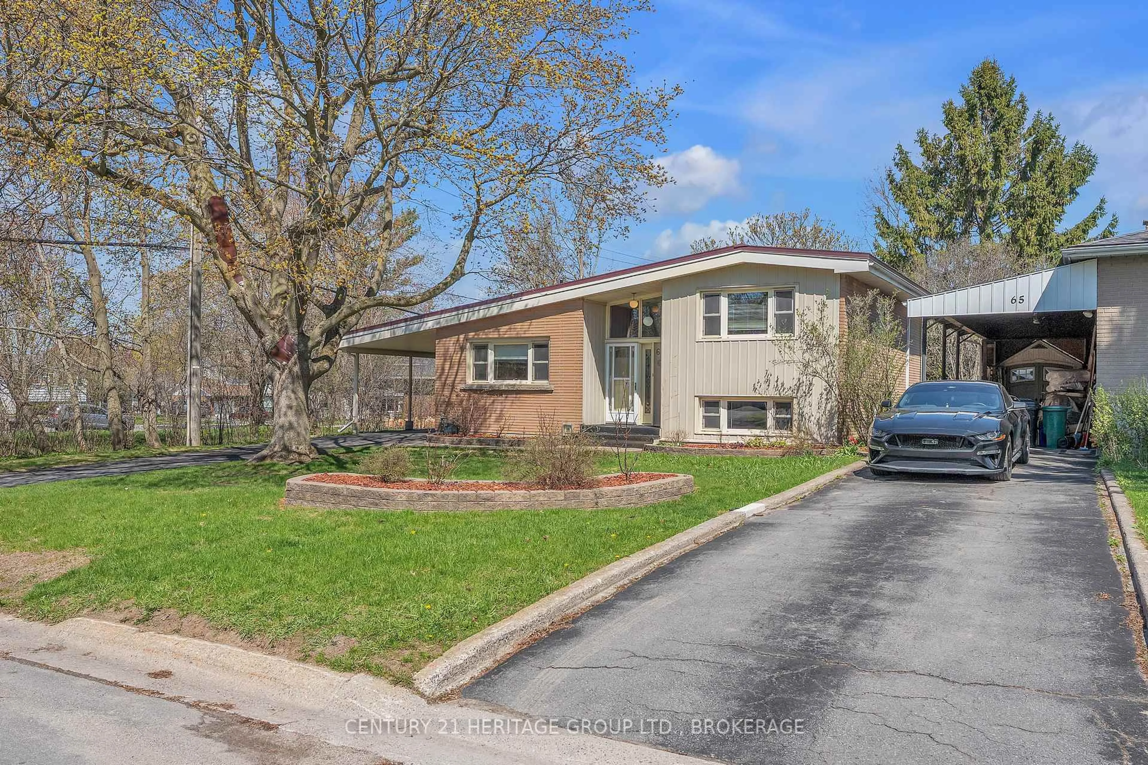 Unknown for 69 Campbell Cres, Kingston Ontario K7M 1Z6