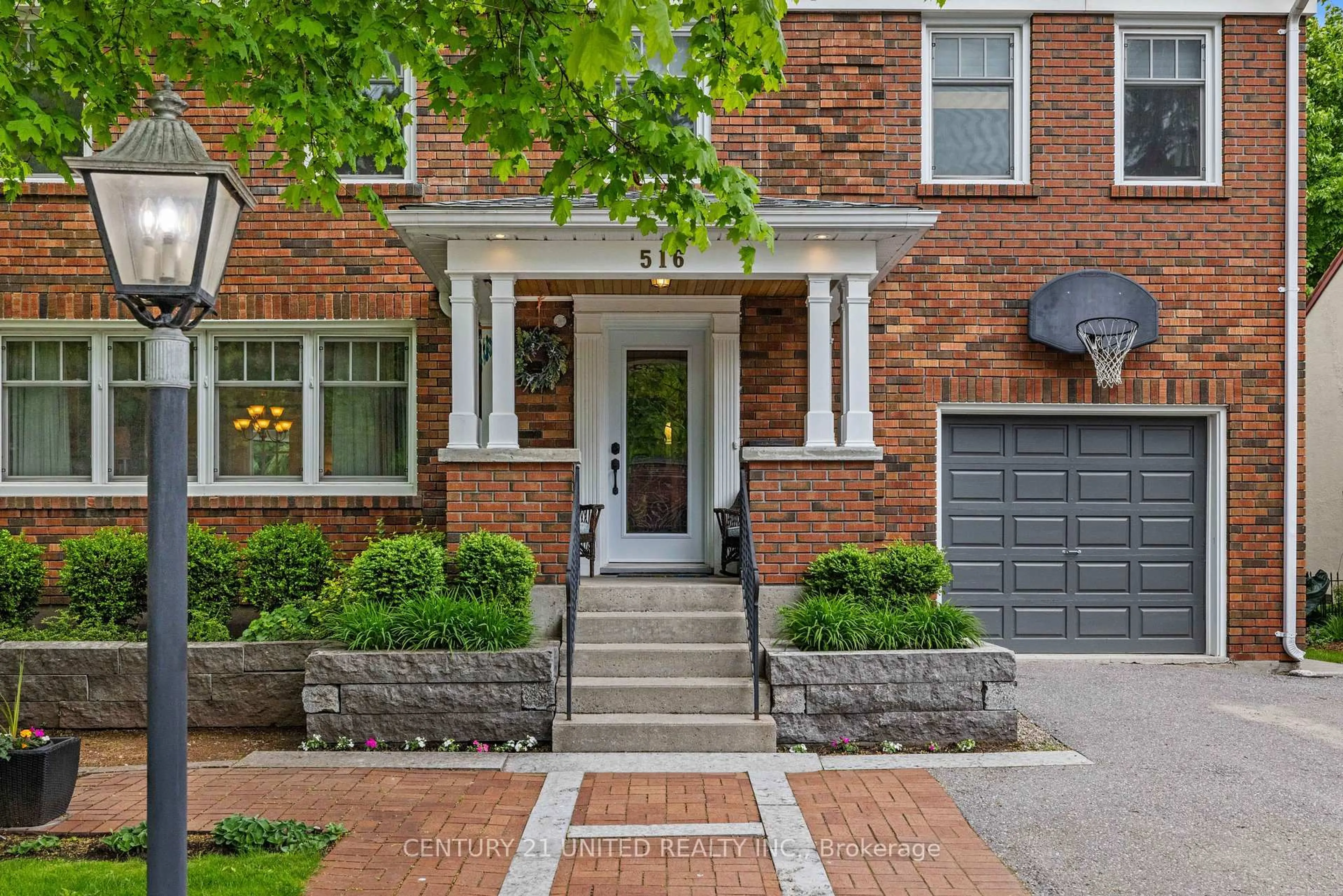 Home with brick exterior material, street for 516 Hunter St, Peterborough Ontario K9H 2N1