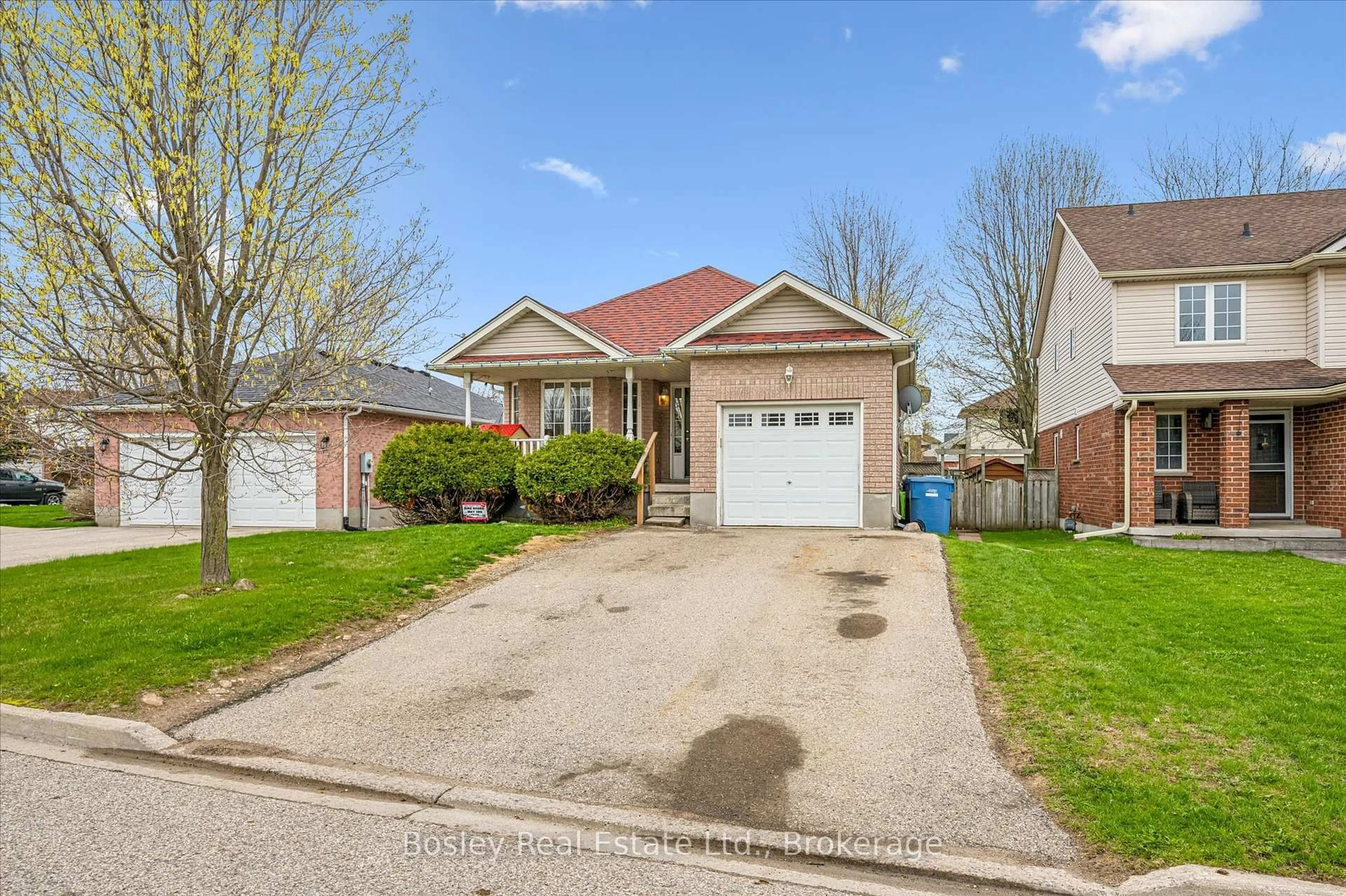 Home with brick exterior material, street for 4 Hayward Cres, Guelph Ontario N1G 5A5