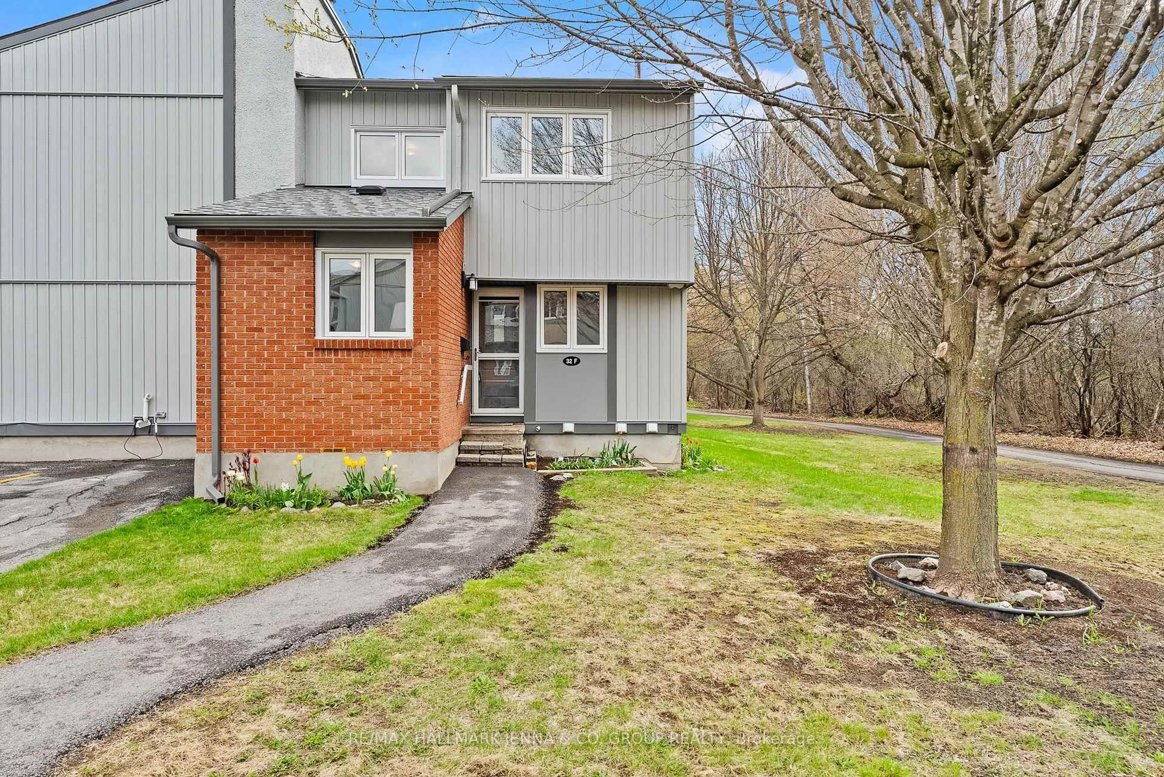 Unknown for 32 F Benlea Dr #49, Ottawa Ontario K2G 4A8