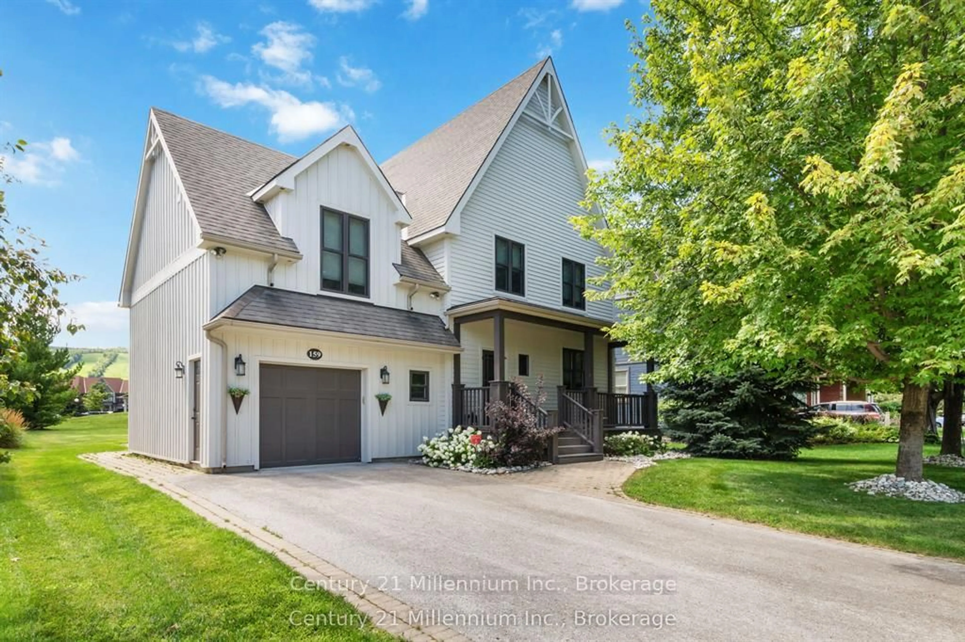 Home with brick exterior material, street for 159 Snowbridge Way, Blue Mountains Ontario L9Y 0V1