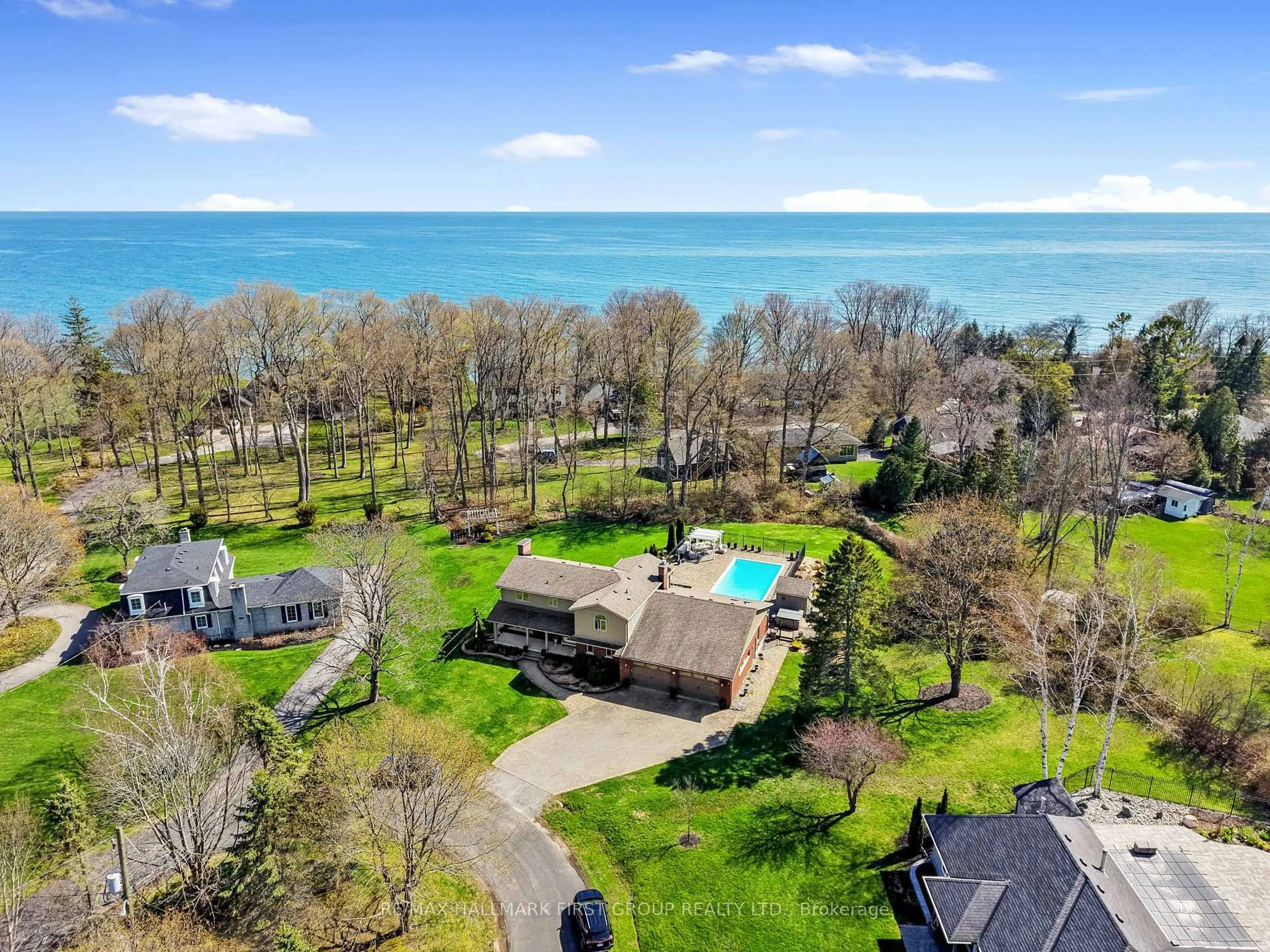 A pic from outside/outdoor area/front of a property/back of a property/a pic from drone, water/lake/river/ocean view for 3 Hamilton Crt, Cobourg Ontario K9A 1V2