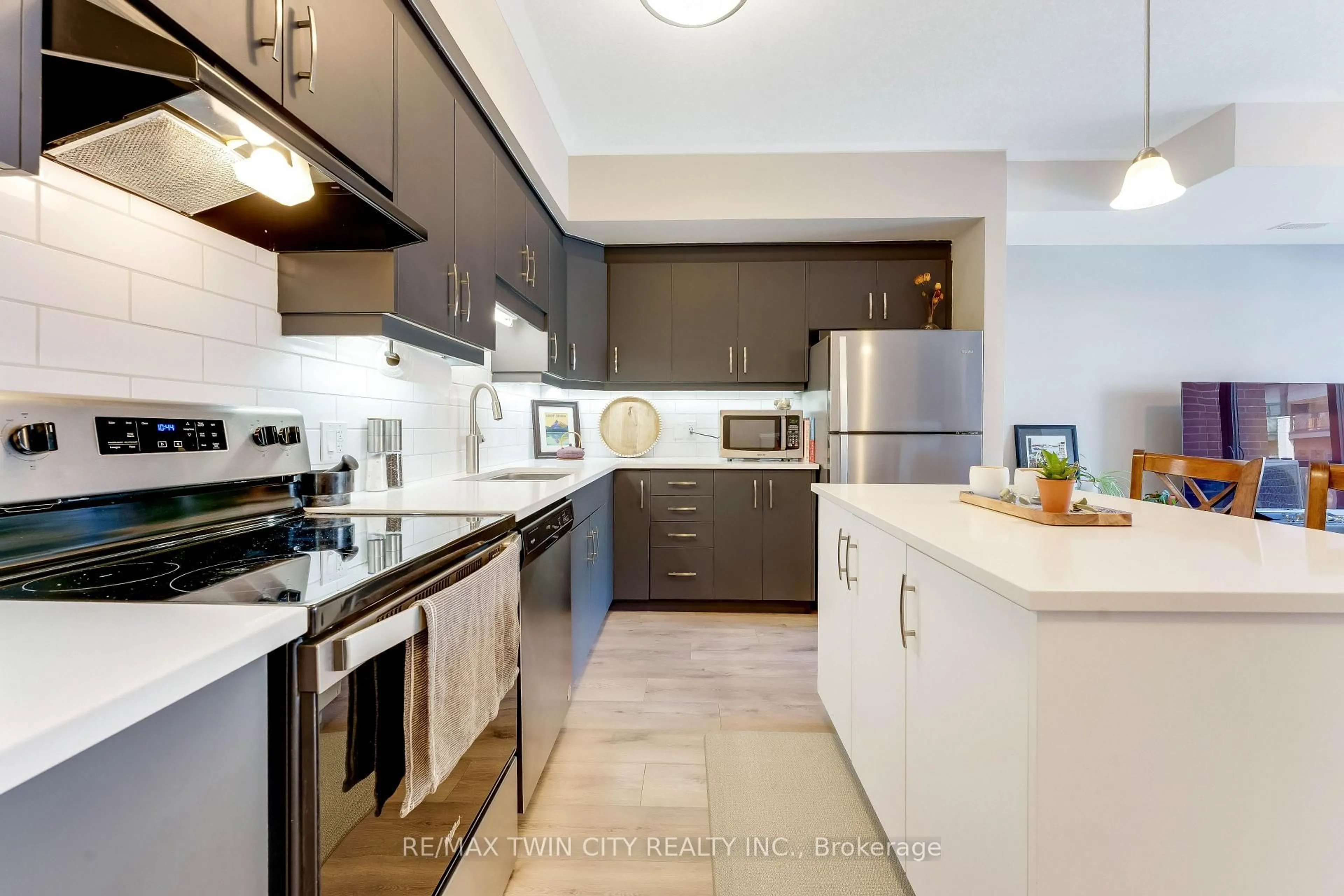 Unknown for 25 Isherwood Ave #87, Cambridge Ontario N1R 0E2