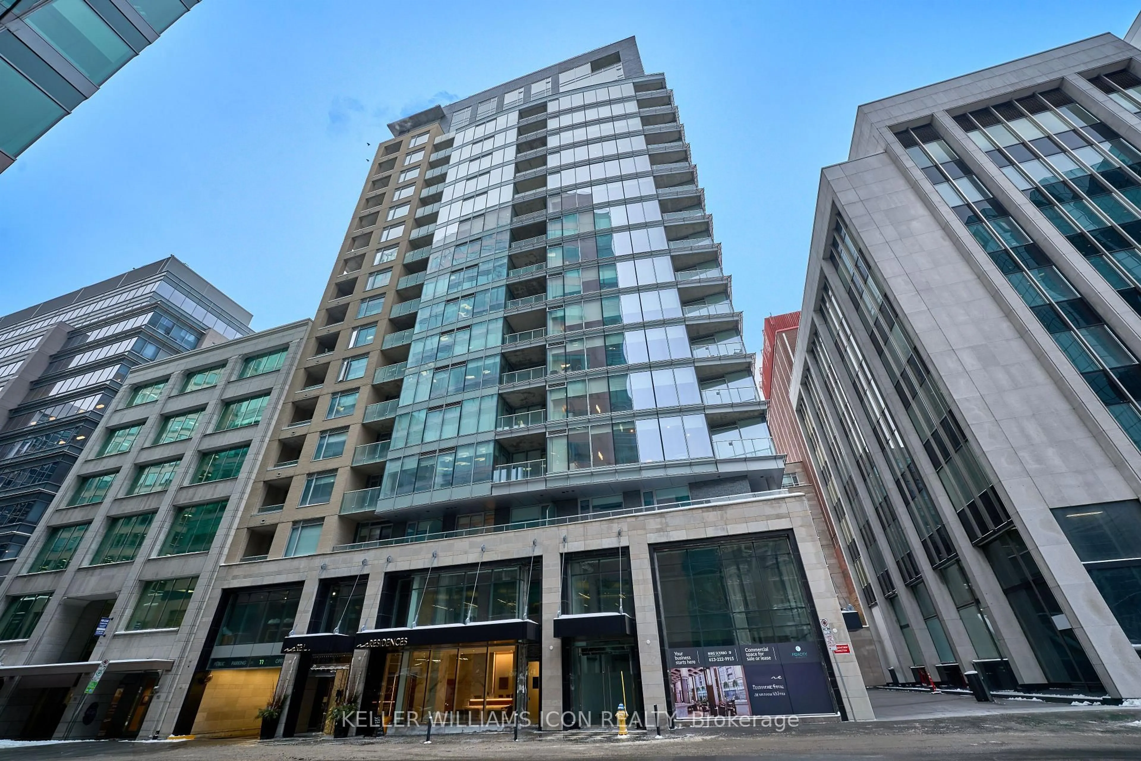 Indoor foyer for 101 Queen St #1209, Ottawa Ontario K1P 0B7
