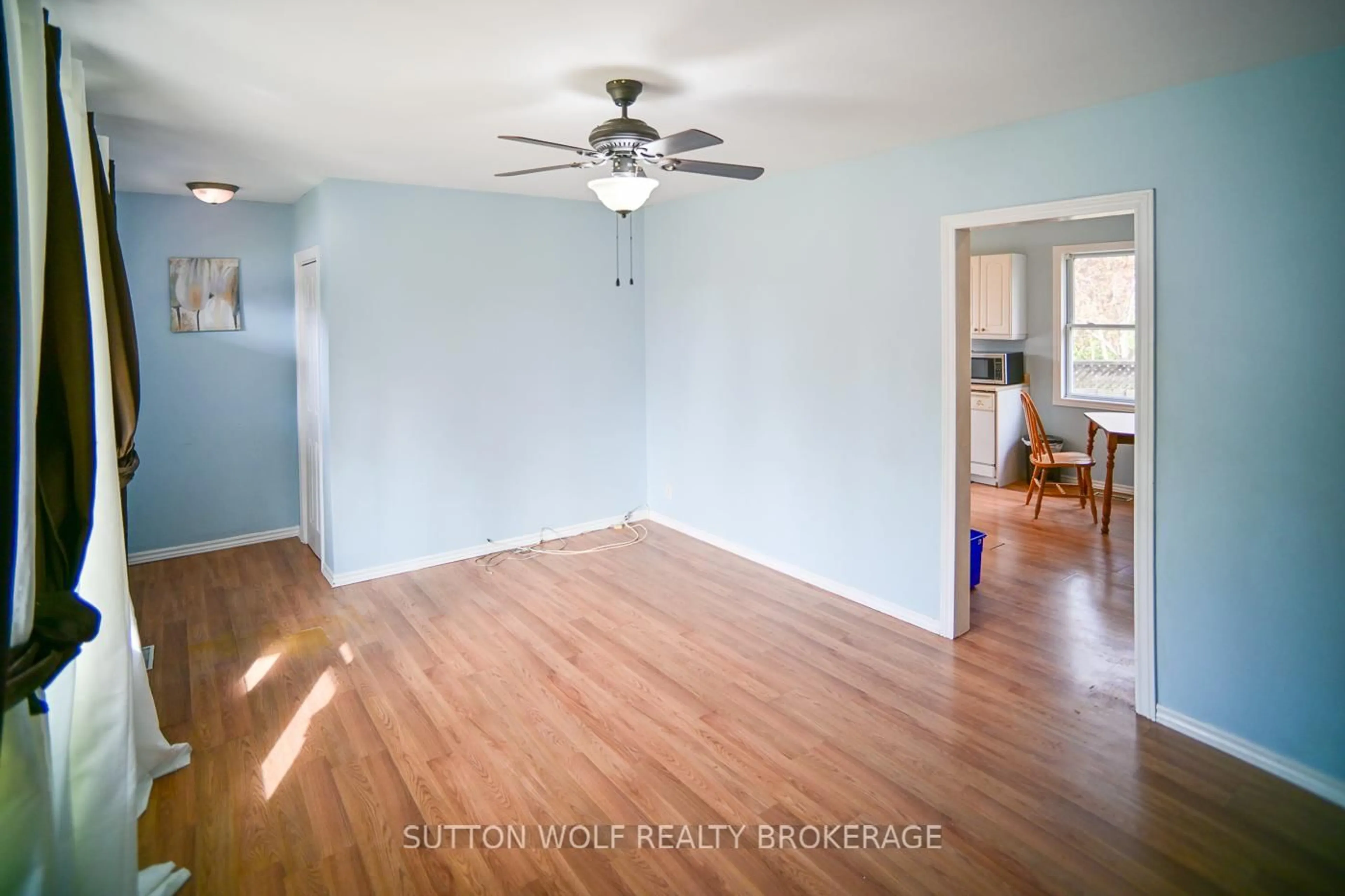 A pic of a room for 179 Albert St, Strathroy-Caradoc Ontario N7G 1V9