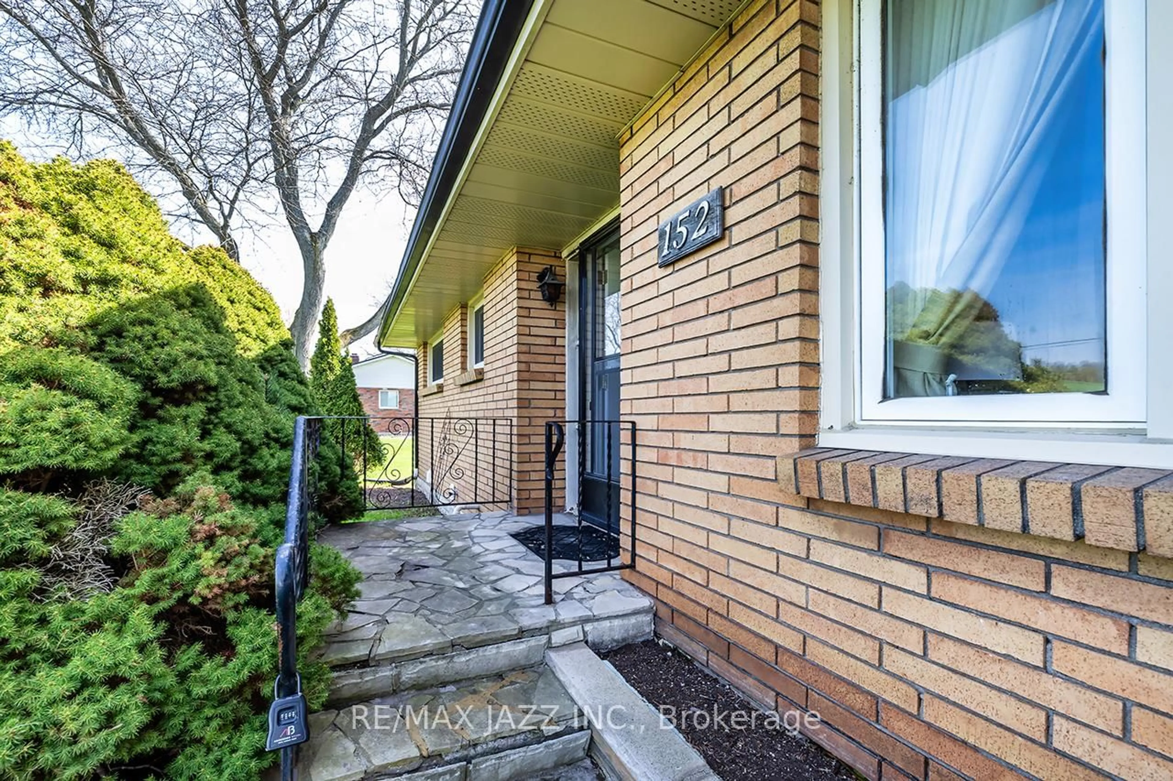 Unknown for 152 Belleville Rd, Stirling Ontario K0K 3E0