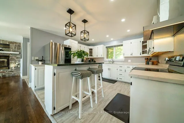 1049 Perry Lane, Cloyne 5