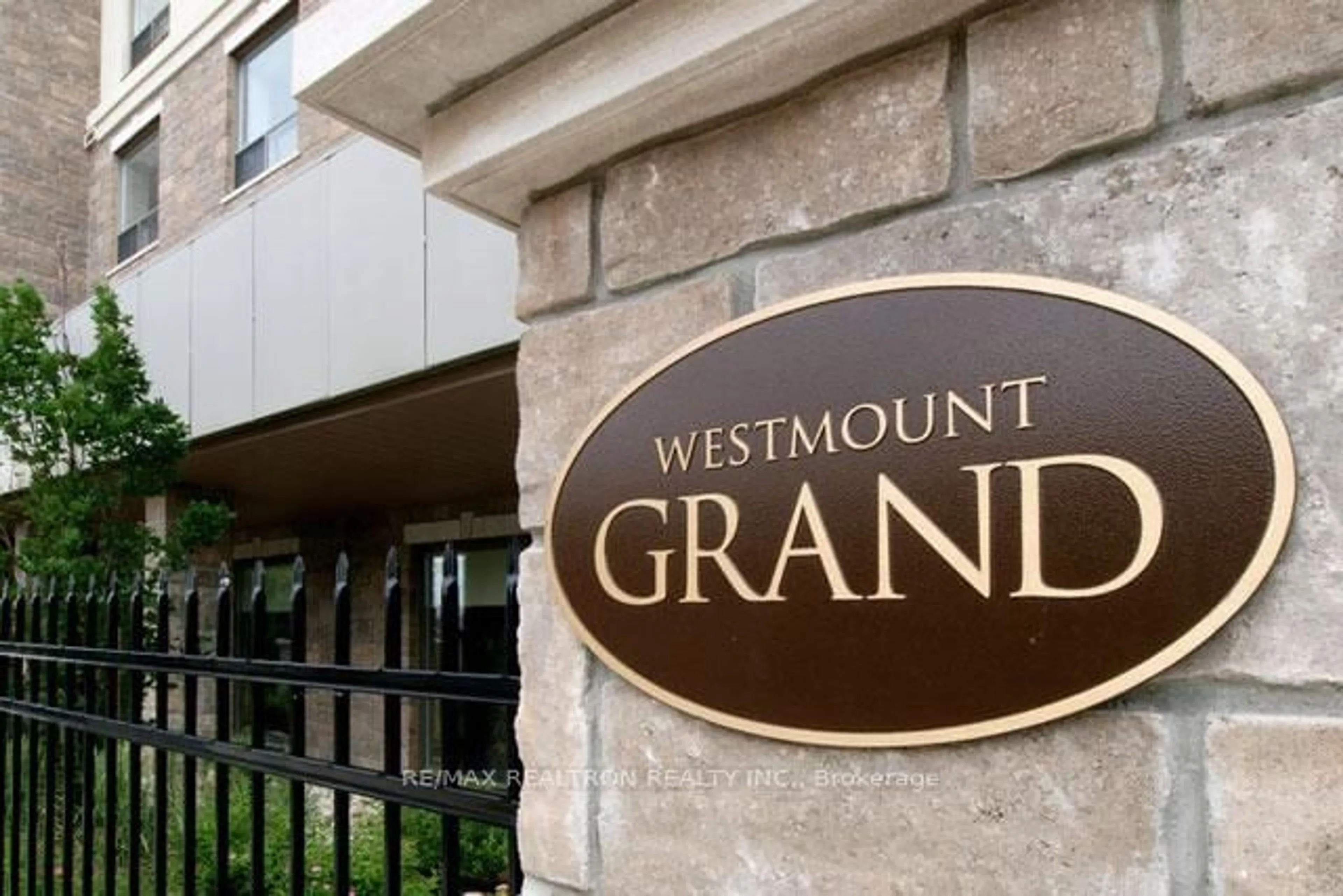 Lobby for 223 Erb St #604, Waterloo Ontario N2L 0B3