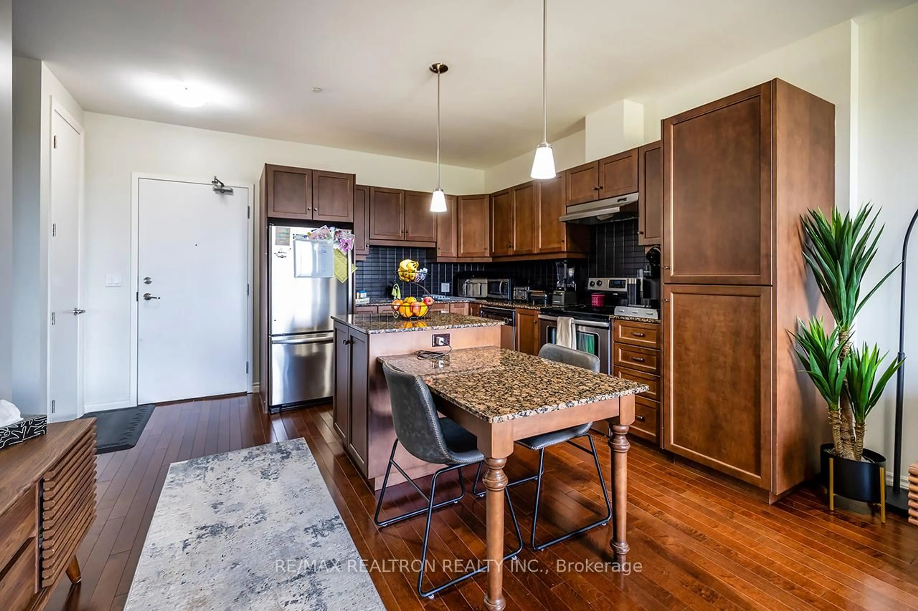 Open concept kitchen, unknown for 223 Erb St #604, Waterloo Ontario N2L 0B3