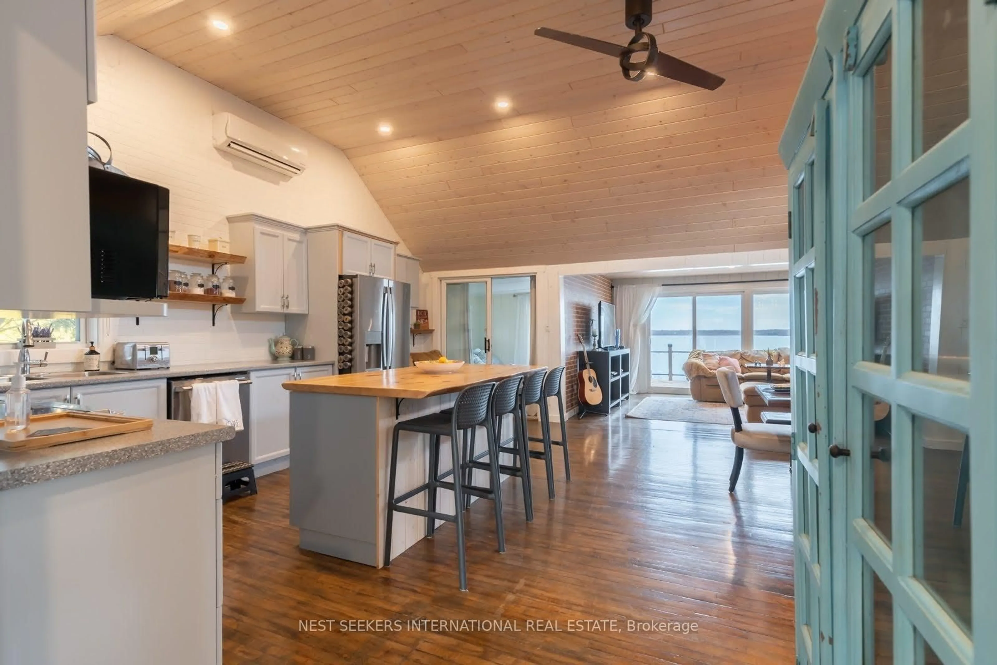 Open concept kitchen, unknown for 309 Avery Point Rd, Kawartha Lakes Ontario L0K 1W0