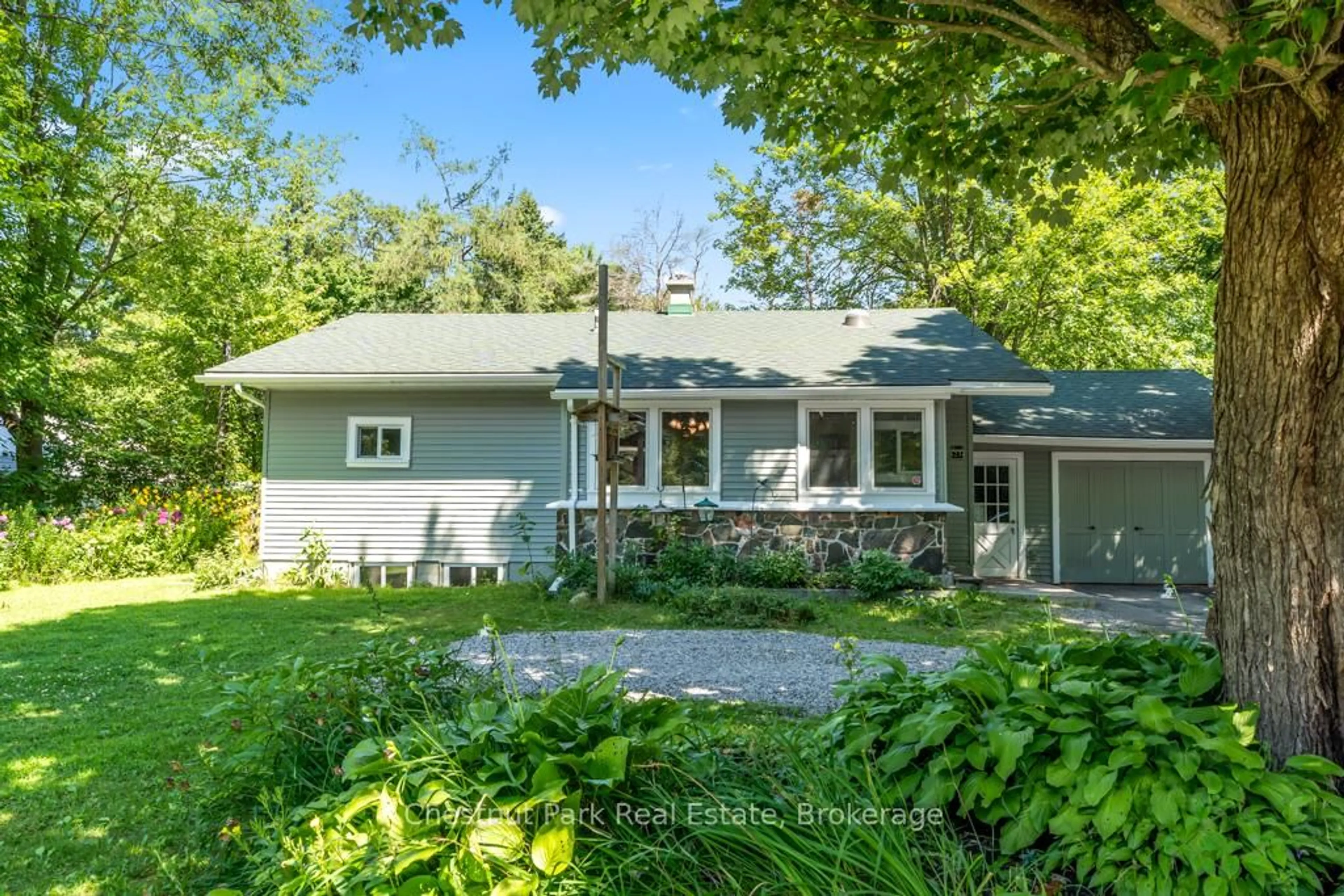 Unknown for 23 EWING St, Bracebridge Ontario P1L 1C7