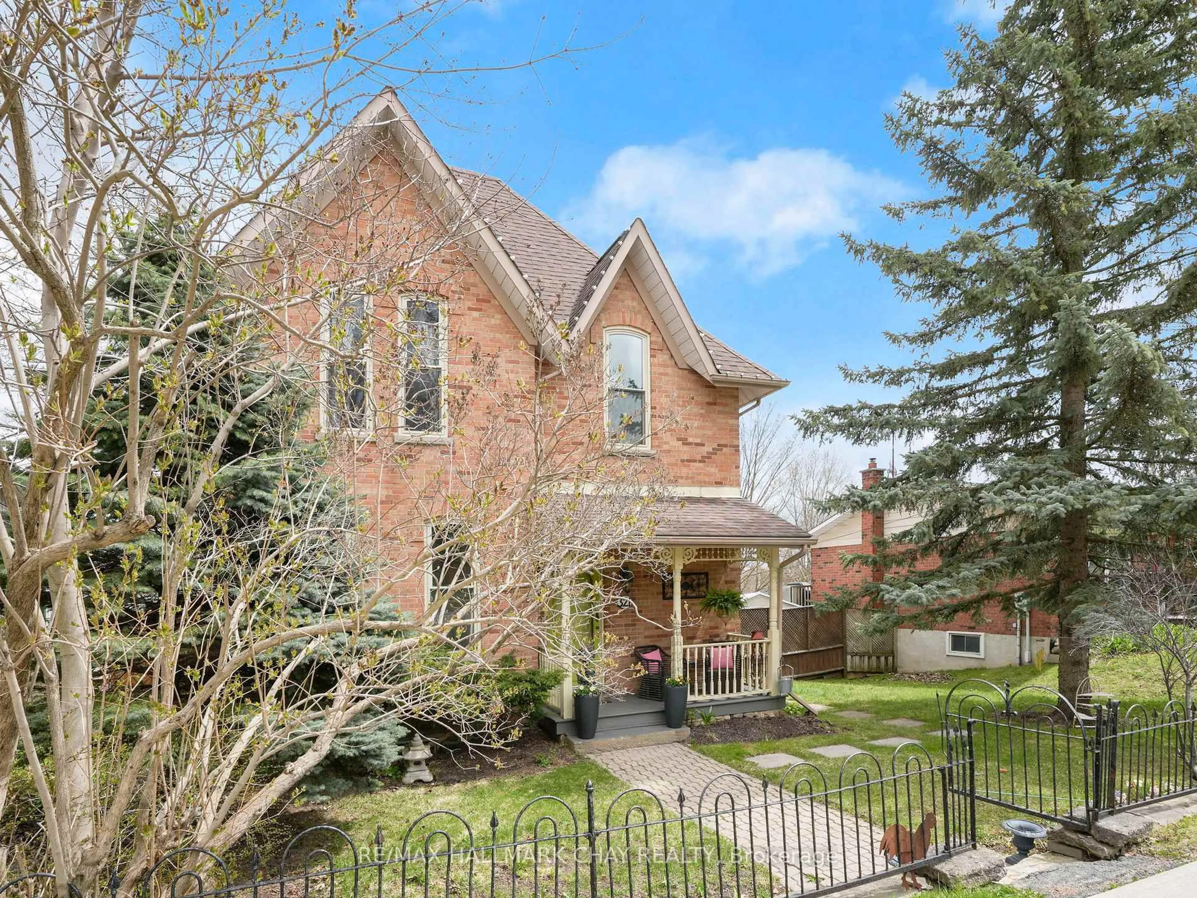 Home with brick exterior material, street for 321 Owen Sound St, Shelburne Ontario L9V 2W9