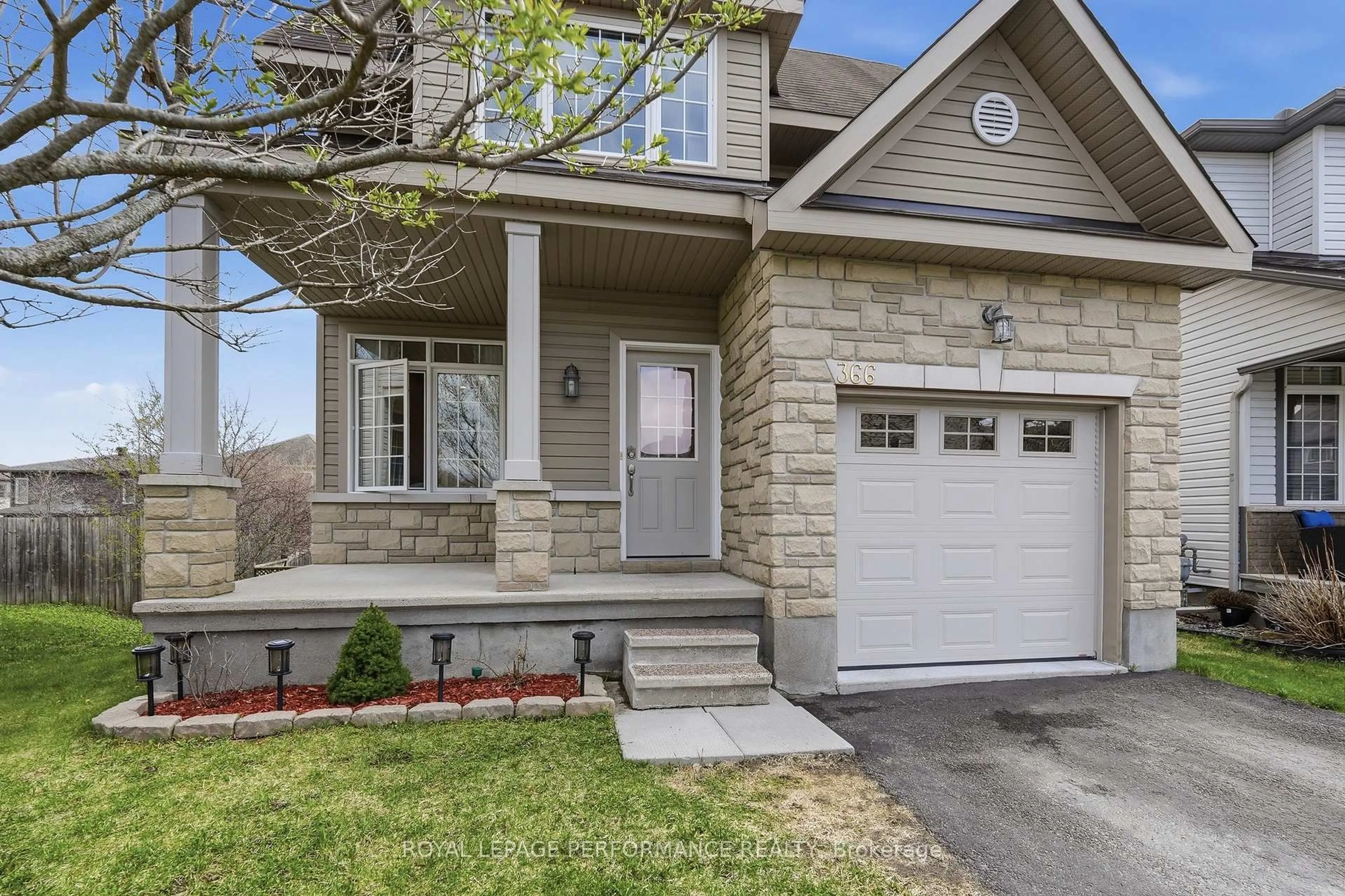 Home with brick exterior material, street for 366 Jasper Cres, Clarence-Rockland Ontario K4K 0C9