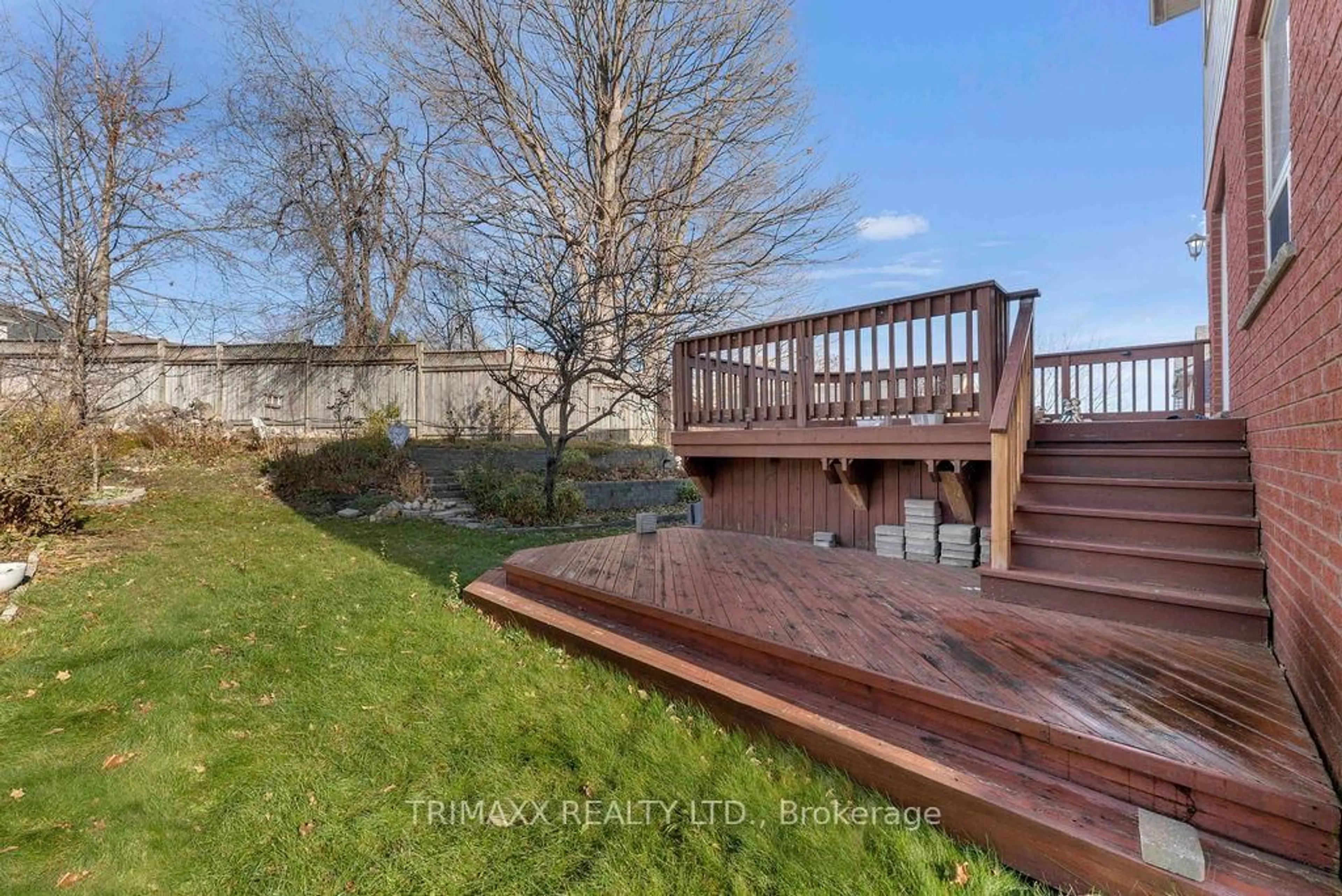 Patio, water/lake/river/ocean view for 141 STARWOOD DR, Guelph Ontario N1E 7G7