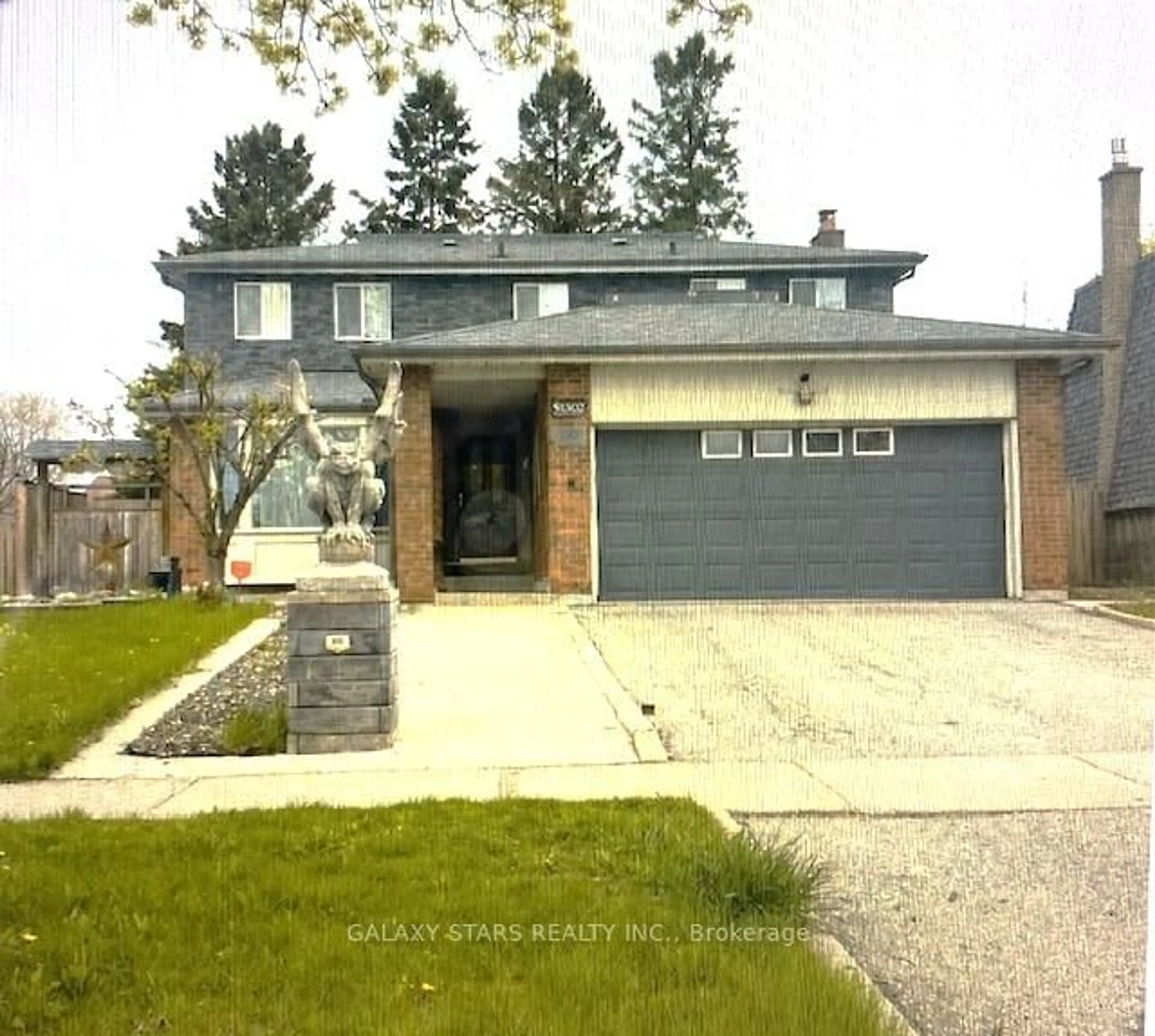 Home with brick exterior material, street for 130 Mcgarry Dr, Kitchener Ontario N2N 1A4