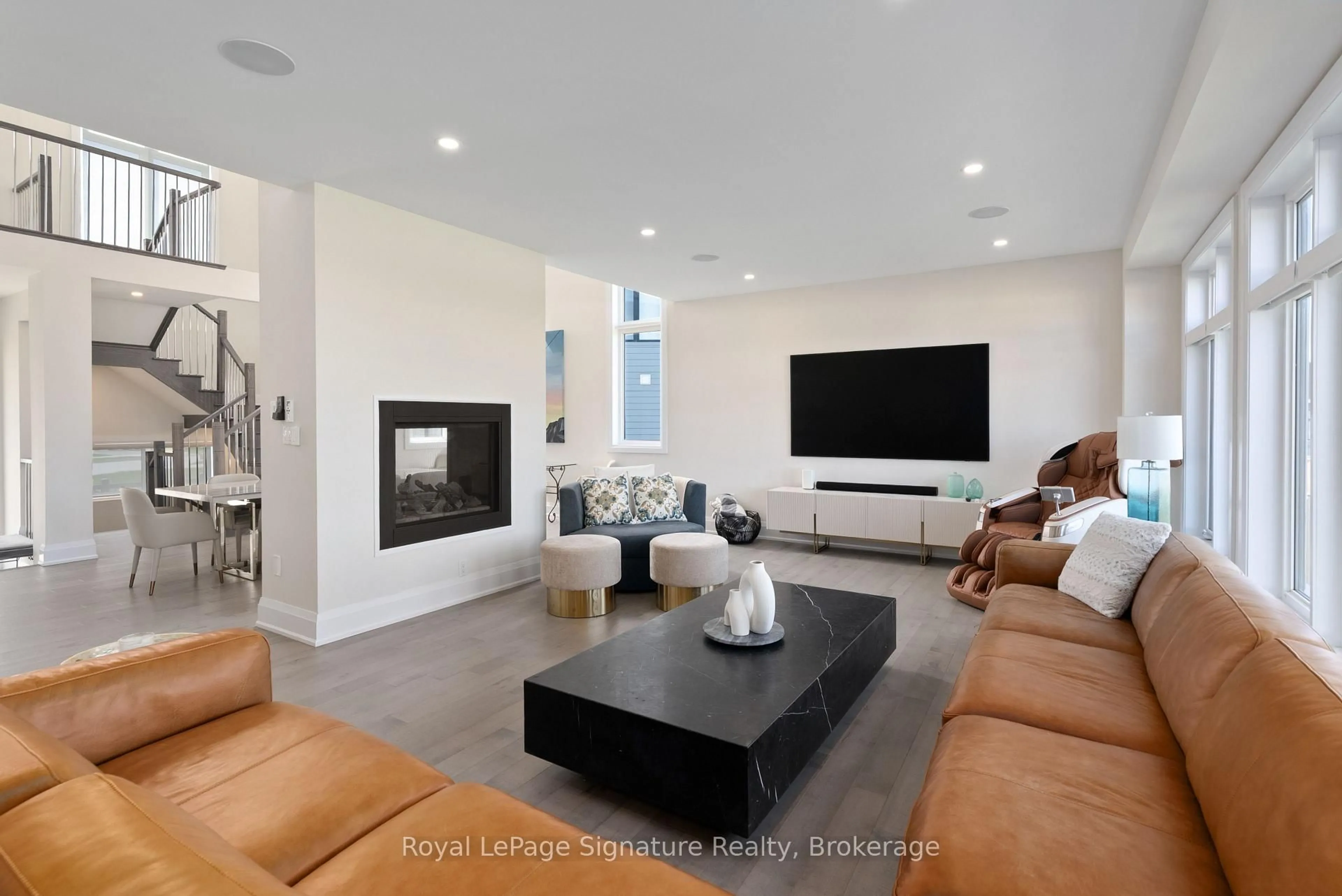Living room with furniture, ceramic/tile floor for 110 Cattail Cres, Blue Mountains Ontario L9Y 5L3