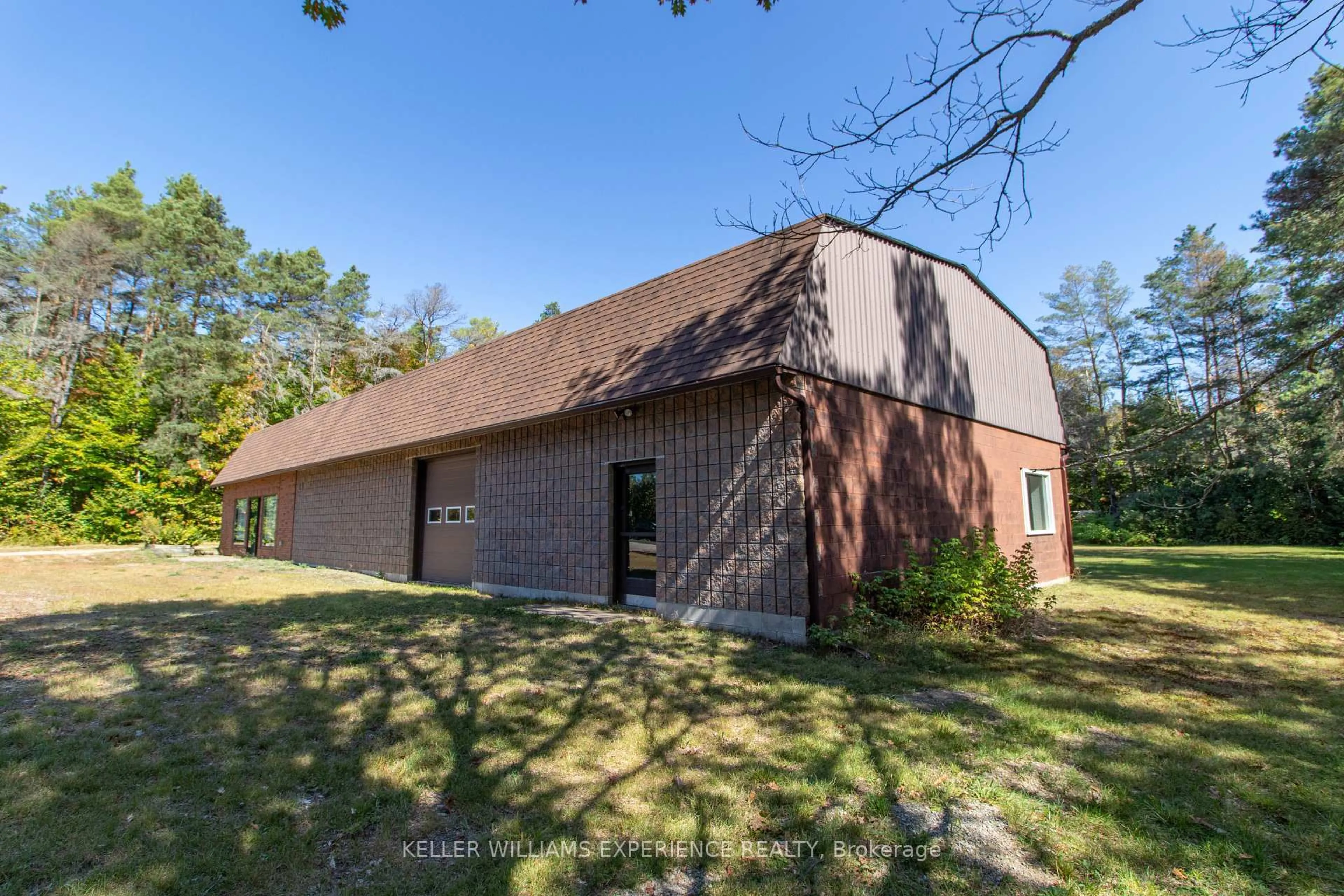 A pic from outside/outdoor area/front of a property/back of a property/a pic from drone, building for 283 So Ho Mish Rd, Perry Ontario P0A 1J0