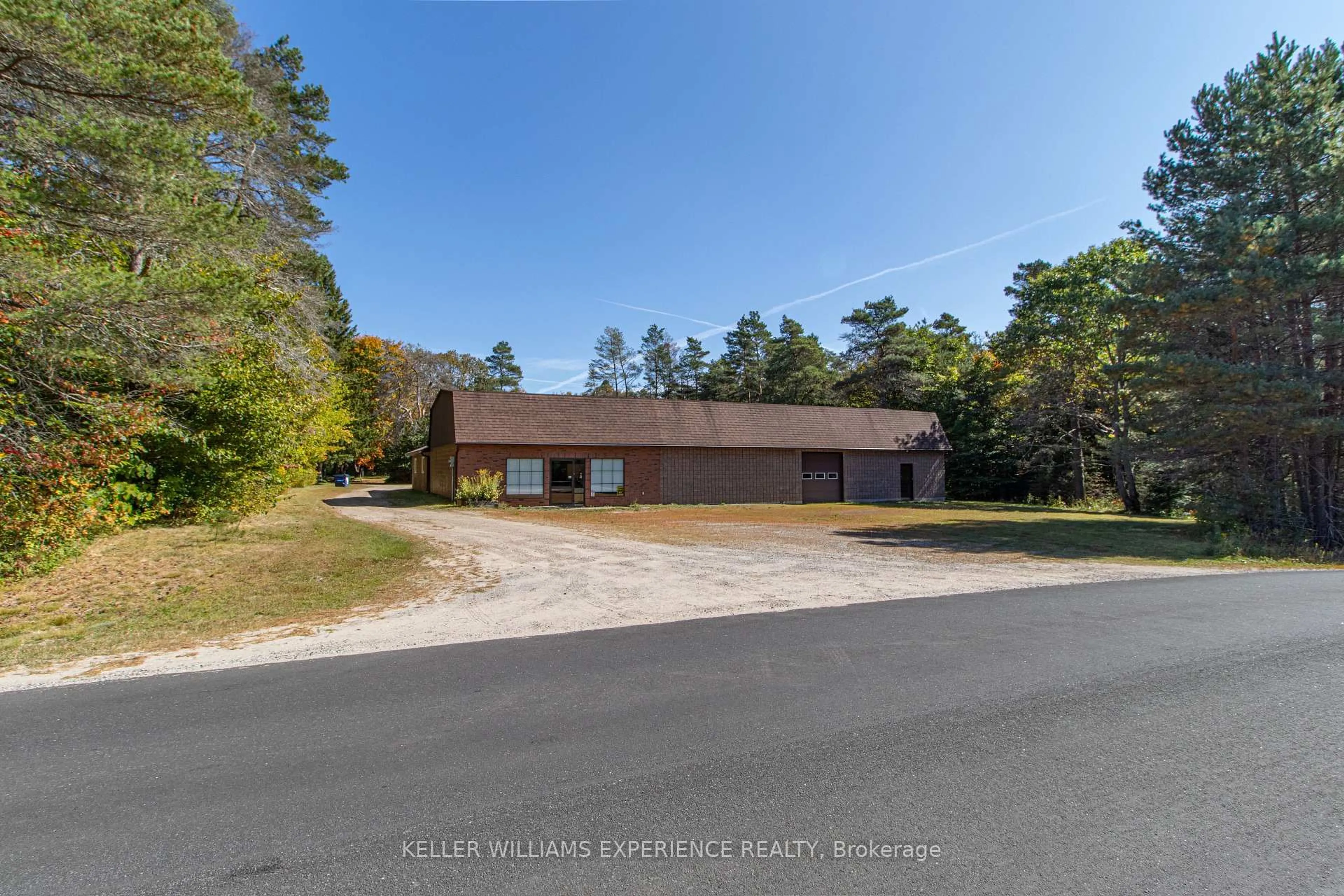 A pic from outside/outdoor area/front of a property/back of a property/a pic from drone, building for 283 So Ho Mish Rd, Perry Ontario P0A 1J0