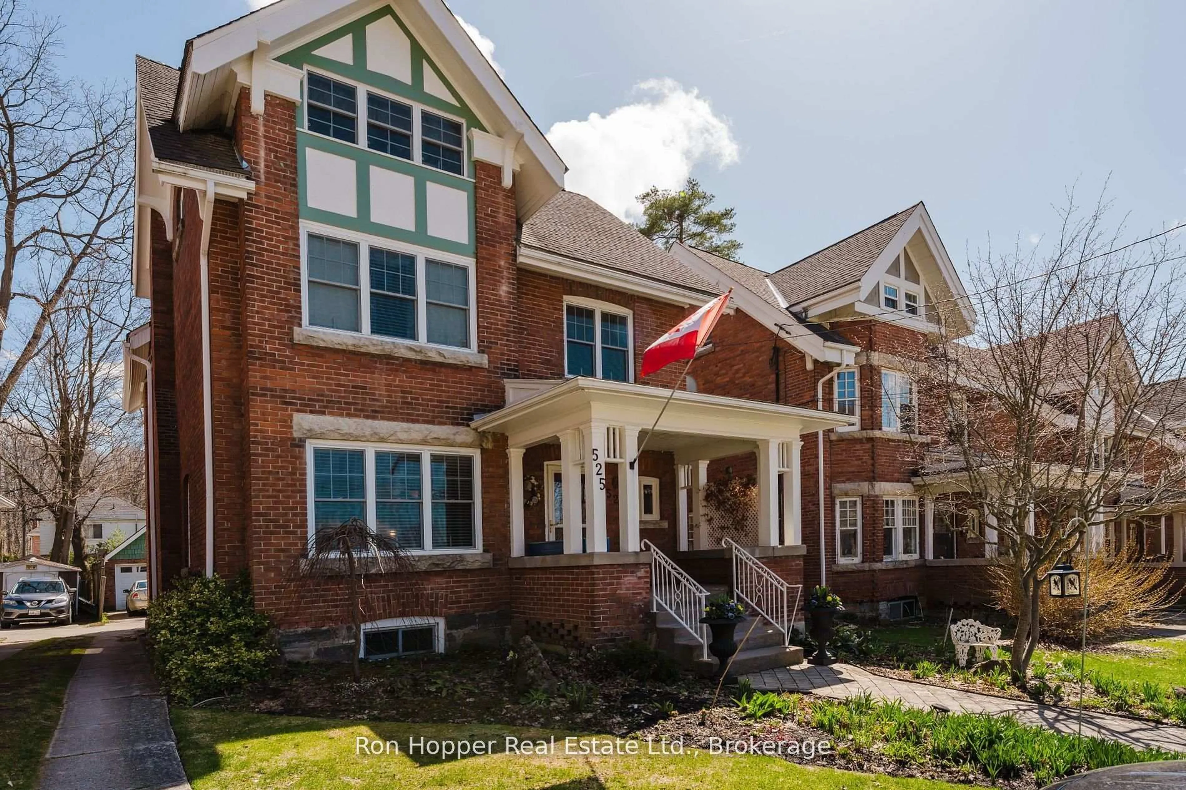 Home with brick exterior material, unknown for 525 9th St, Owen Sound Ontario N4K 1P4