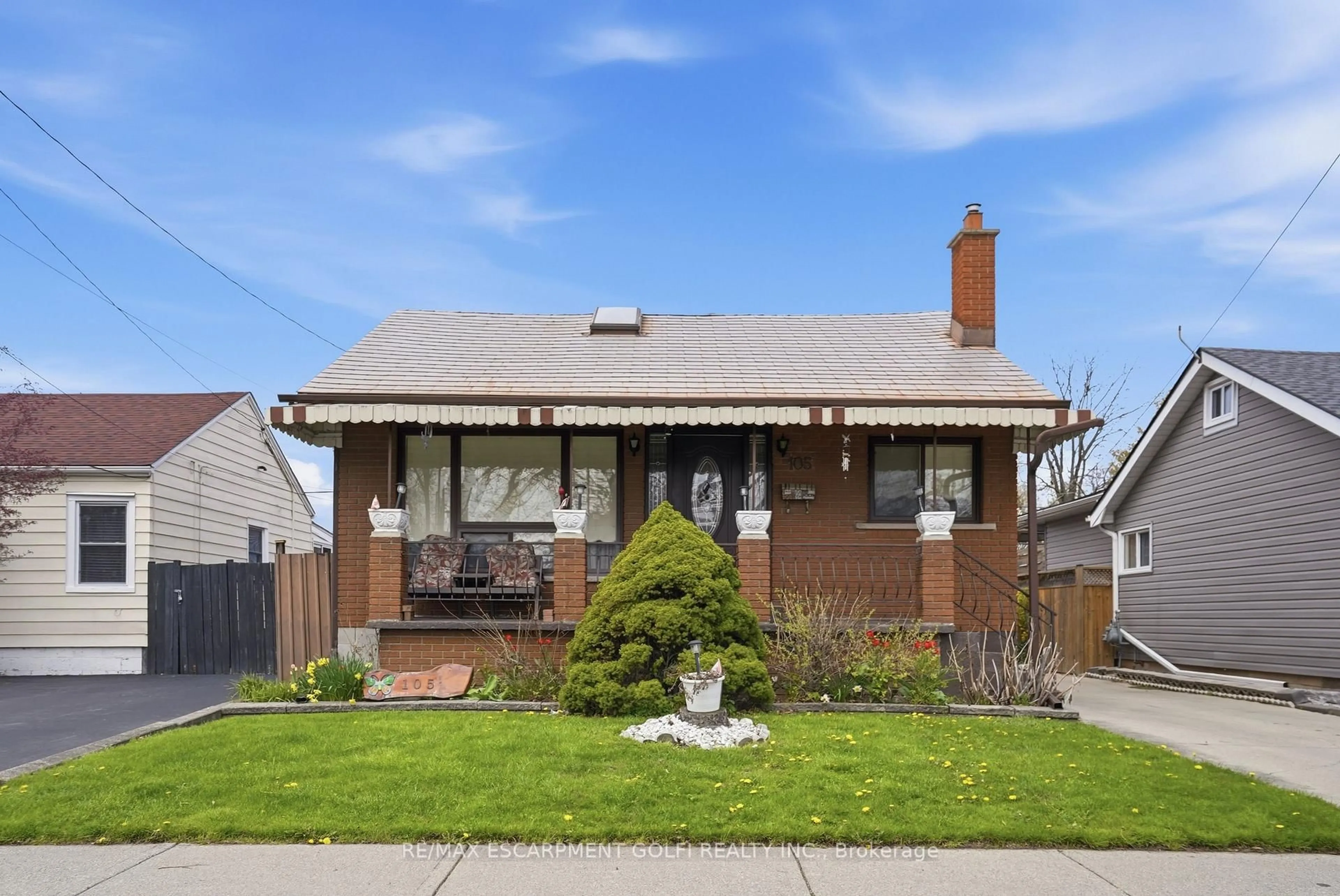 Home with brick exterior material, street for 105 TOLTON Ave, Hamilton Ontario L8H 5N7