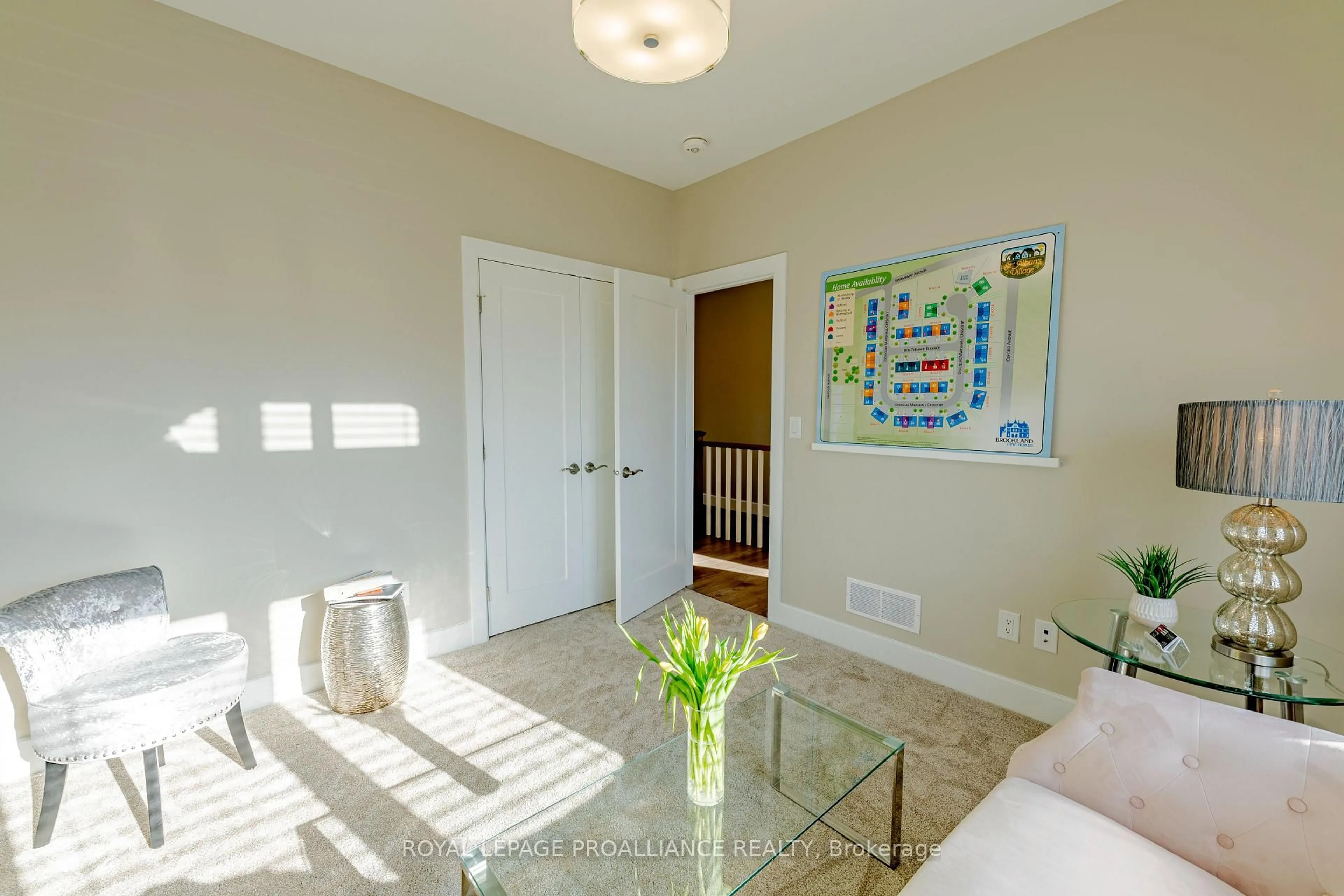Indoor entryway for 31 Douglas Marshall Cres, Brockville Ontario K6V 0E8