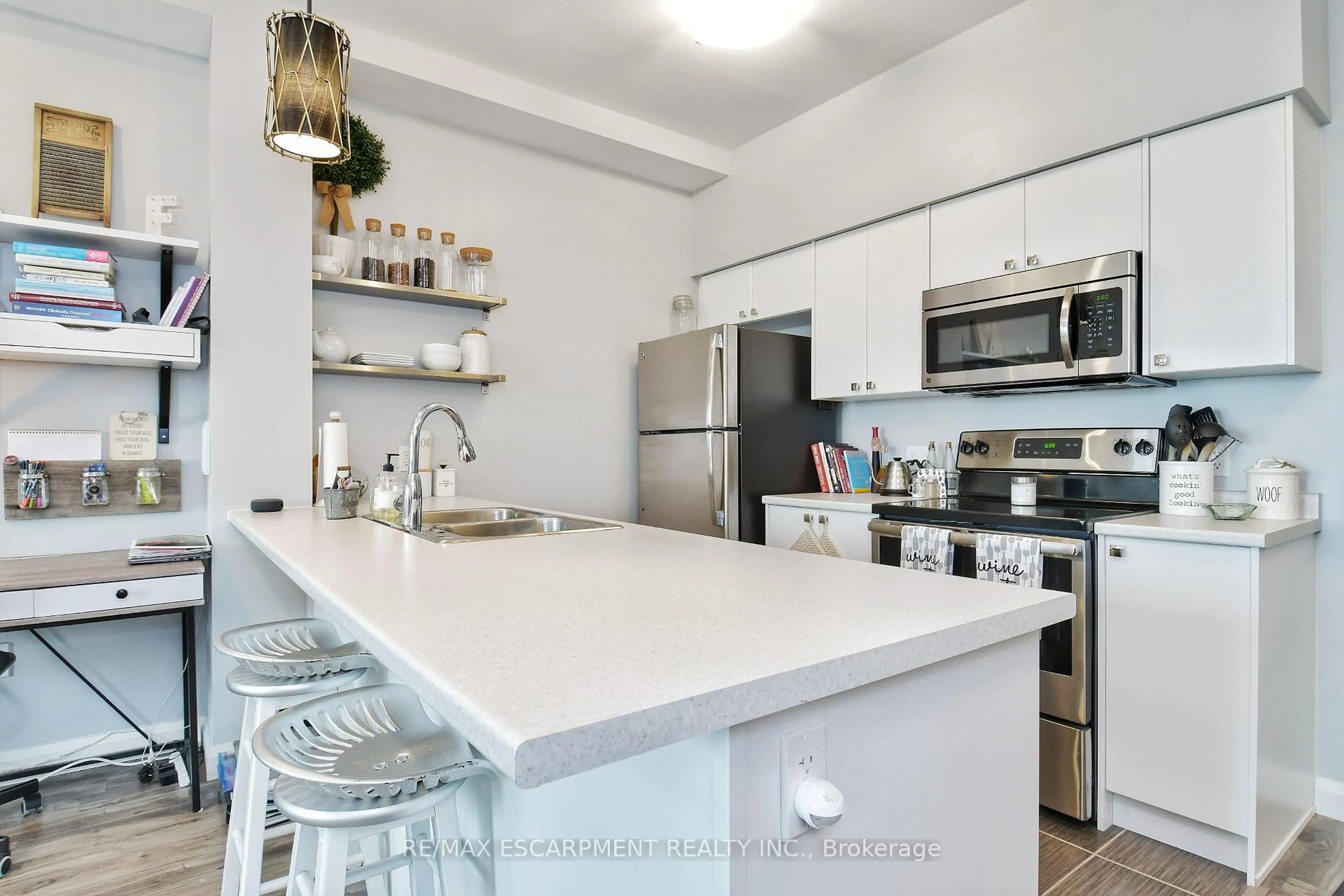 Unknown for 112 King St #903, Hamilton Ontario L8N 1A8