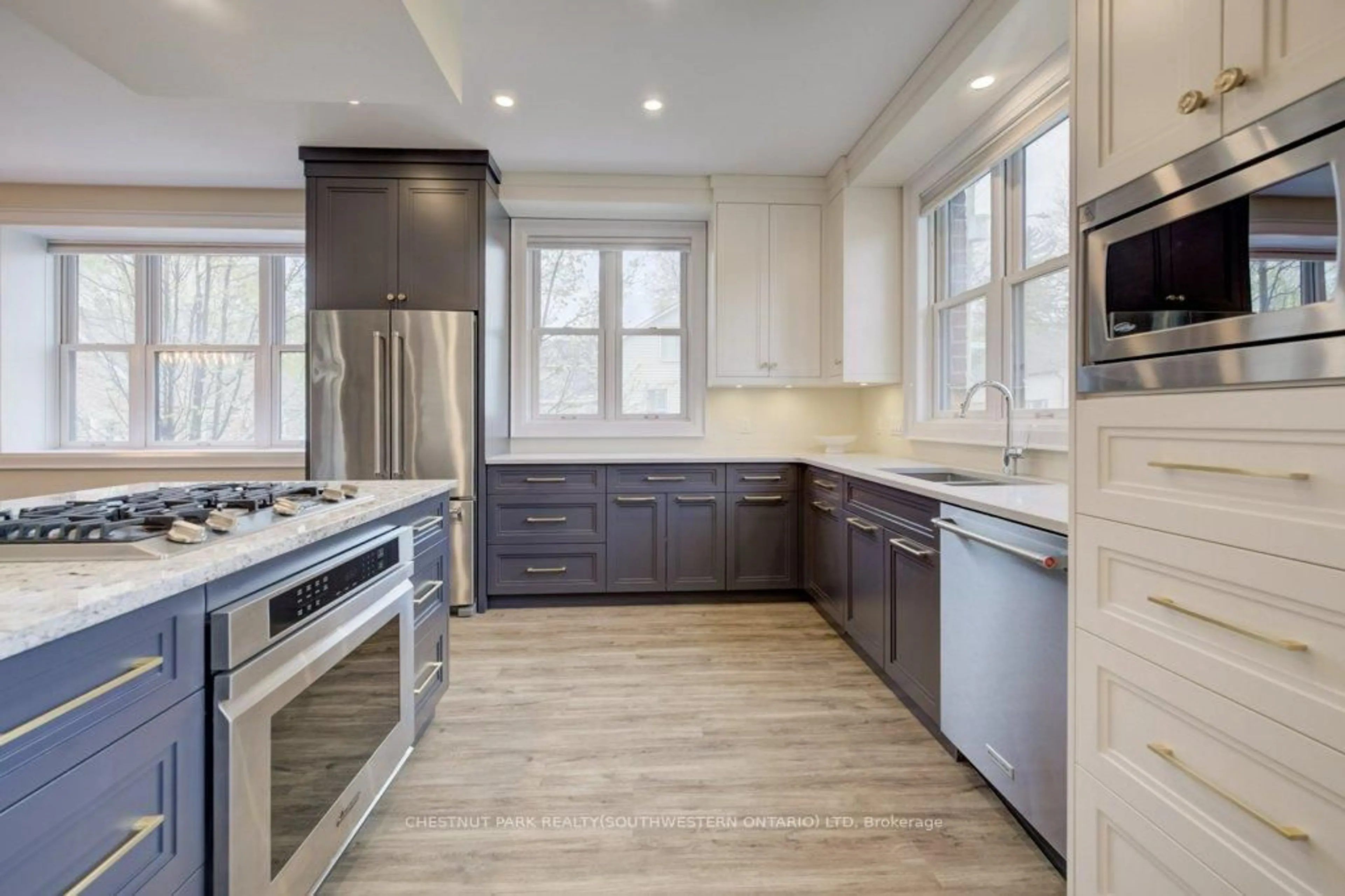 Open concept kitchen, unknown for 91 Albert St, Waterloo Ontario N2L 3S6
