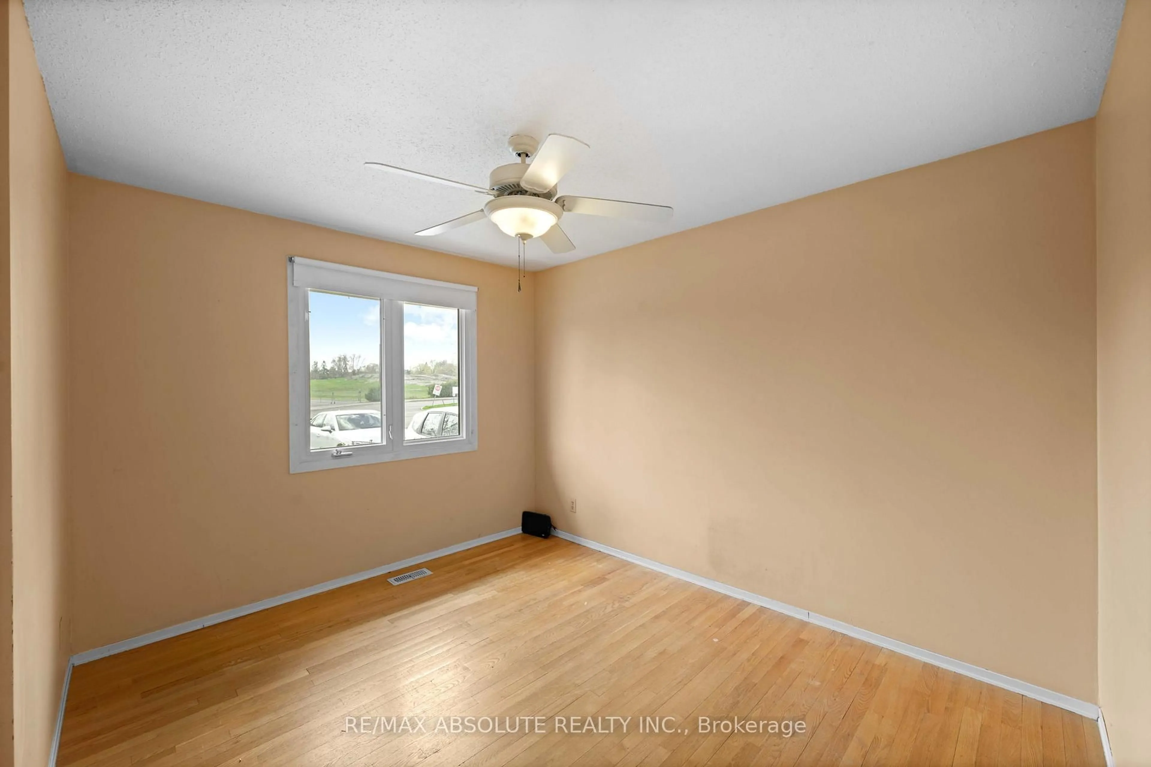 A pic of a room for 29C Varley Dr #C, Ottawa Ontario K2K 1G4