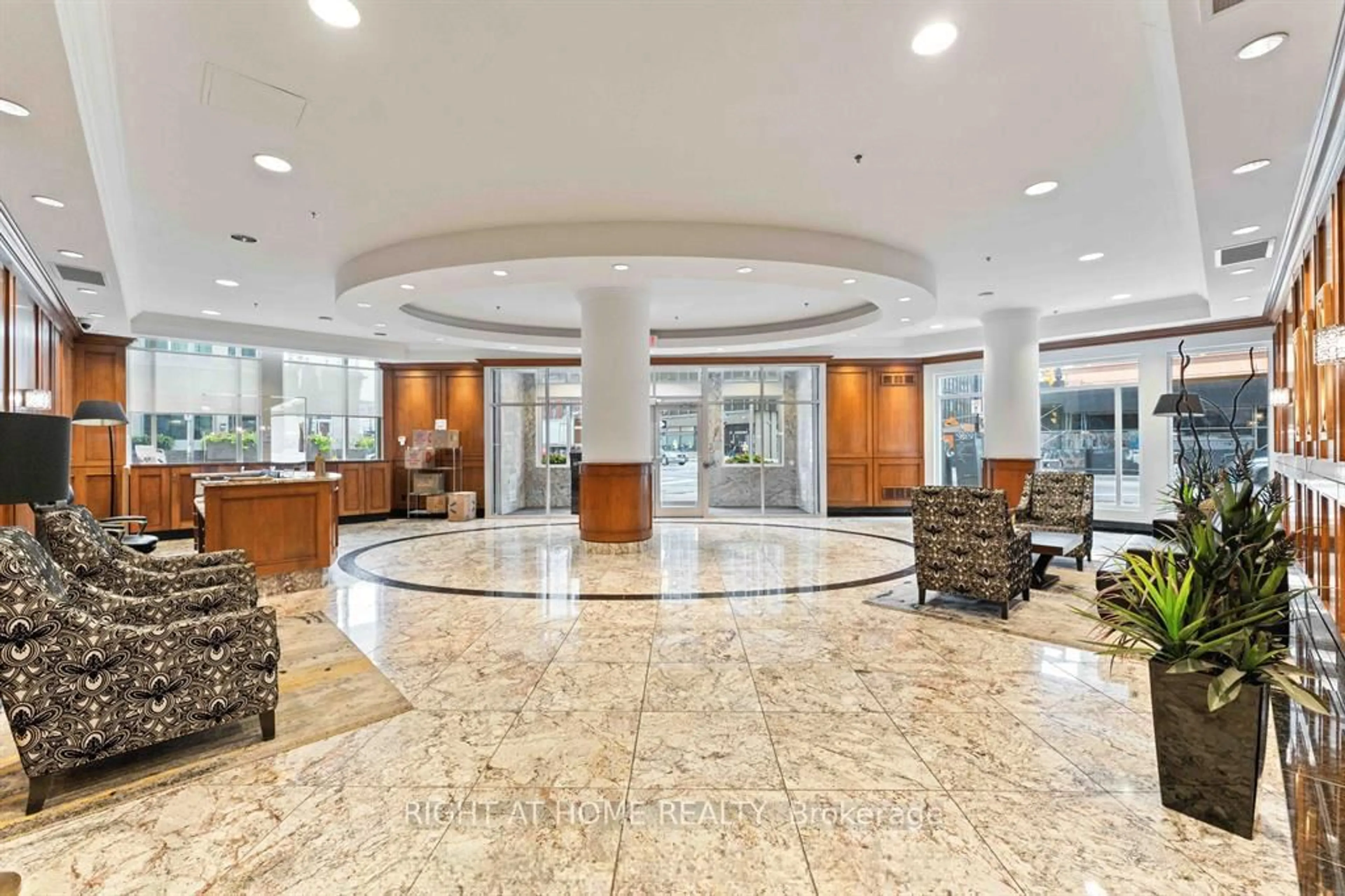 Lobby for 242 Rideau St #PH1 #2703, Ottawa Ontario K1N 5Y3