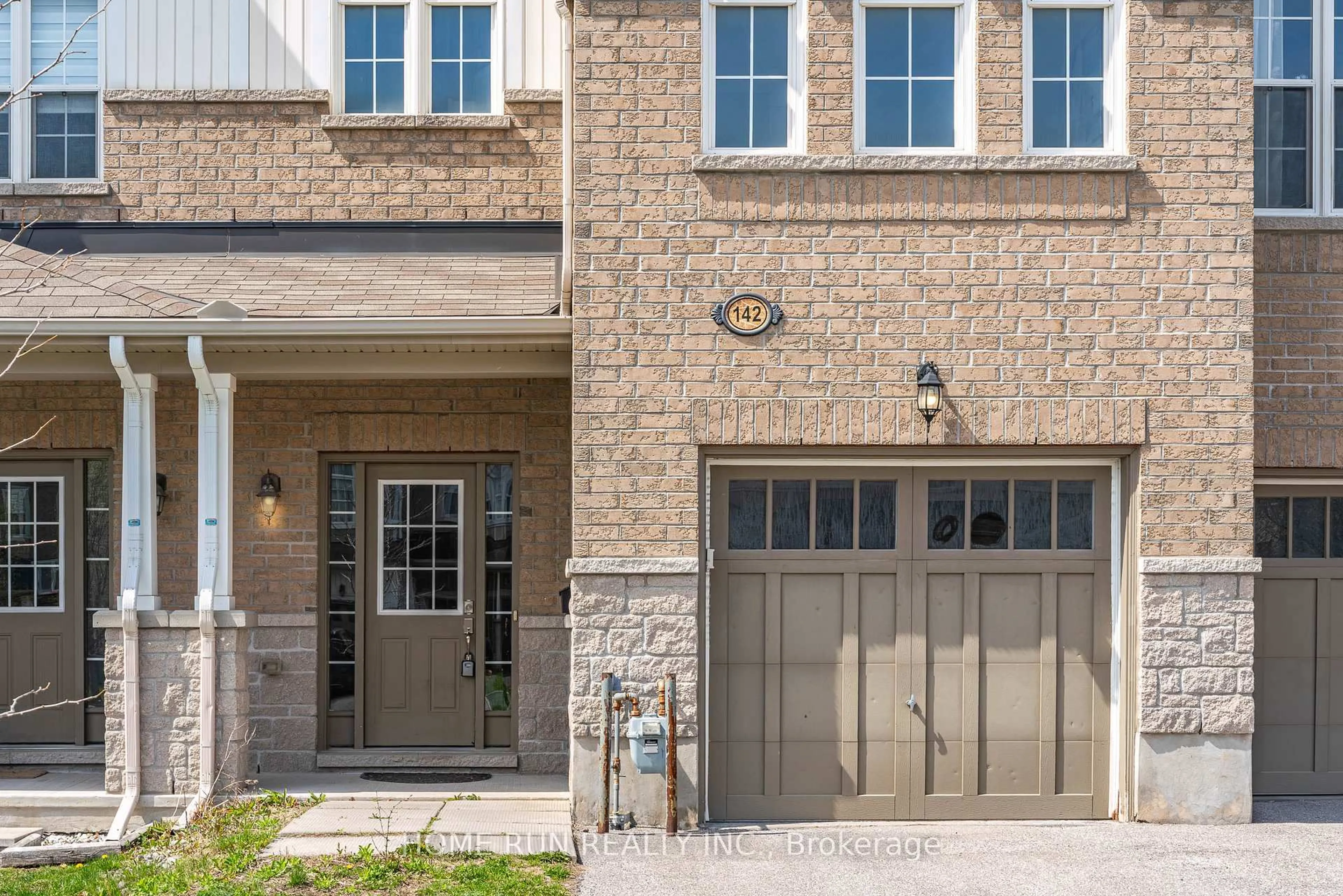 Home with brick exterior material, street for 142 Battersea Cres, Kanata Ontario K2T 0C5
