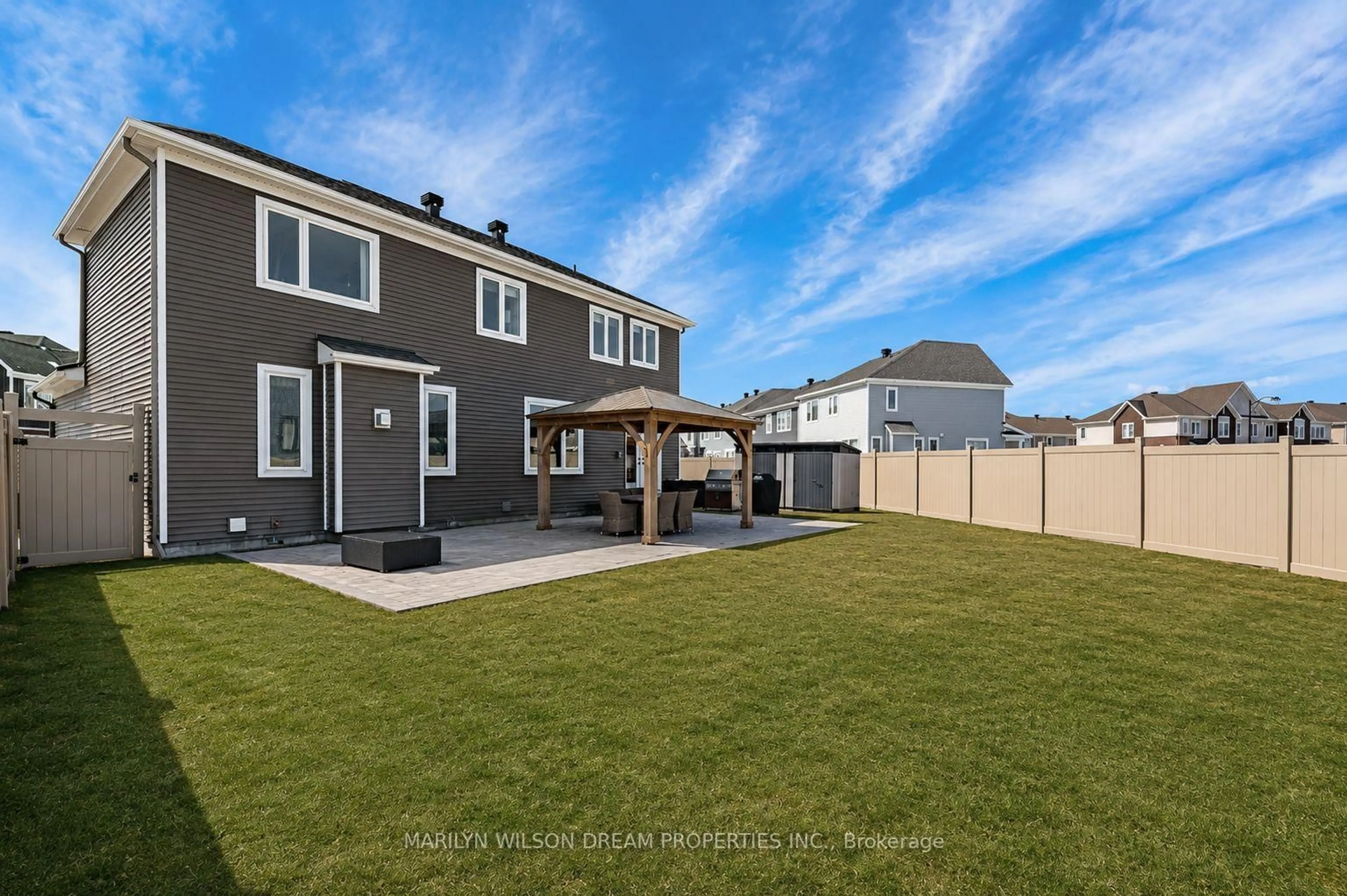 Home with vinyl exterior material, street for 758 Vennecy Terr, Ottawa Ontario K1W 0M8