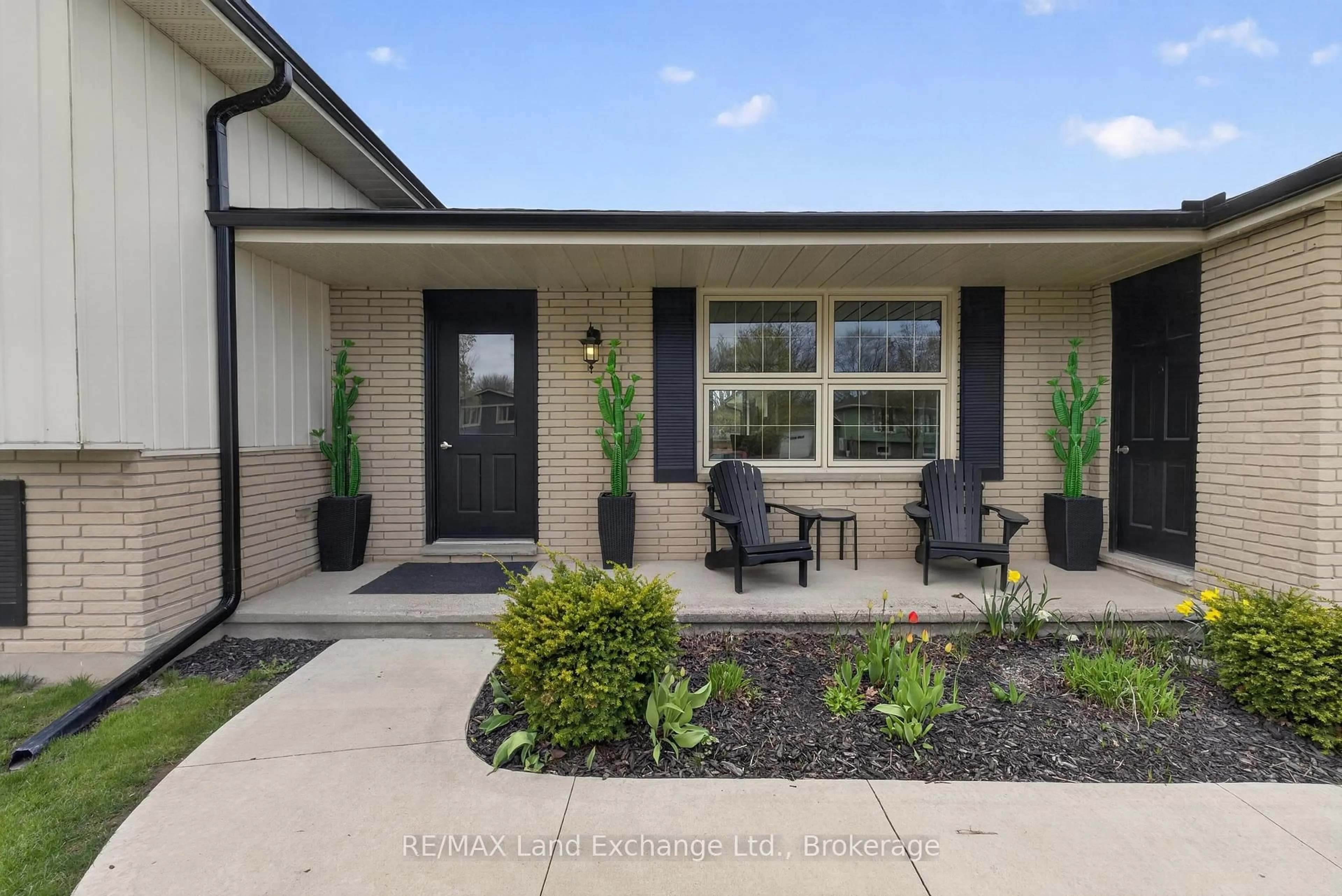 Home with brick exterior material, street for 752 Palmateer Dr, Kincardine Ontario N2Z 1R8