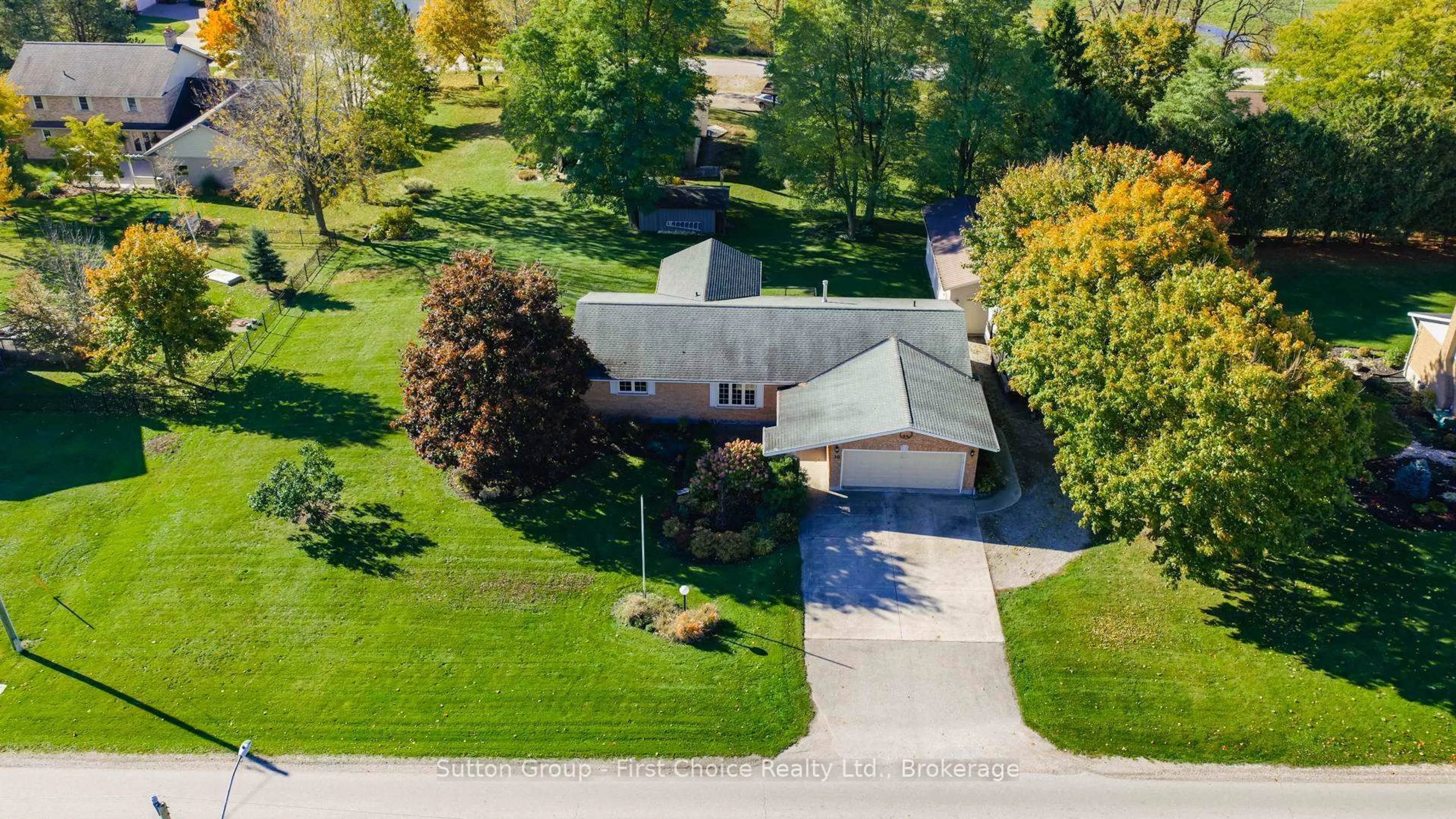 A pic from outside/outdoor area/front of a property/back of a property/a pic from drone, street for 10 Bayfield St, Huron East Ontario N0K 1G0
