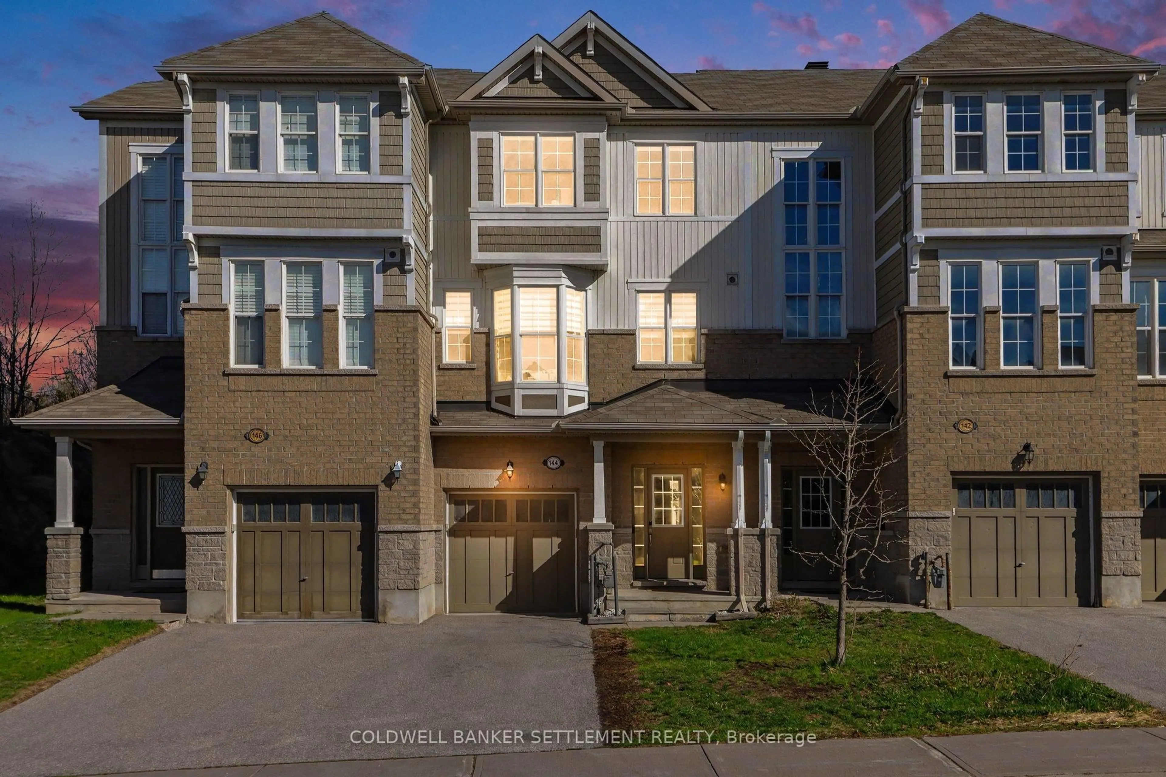 Unknown for 144 Battersea Cres, Kanata Ontario K2T 0C5