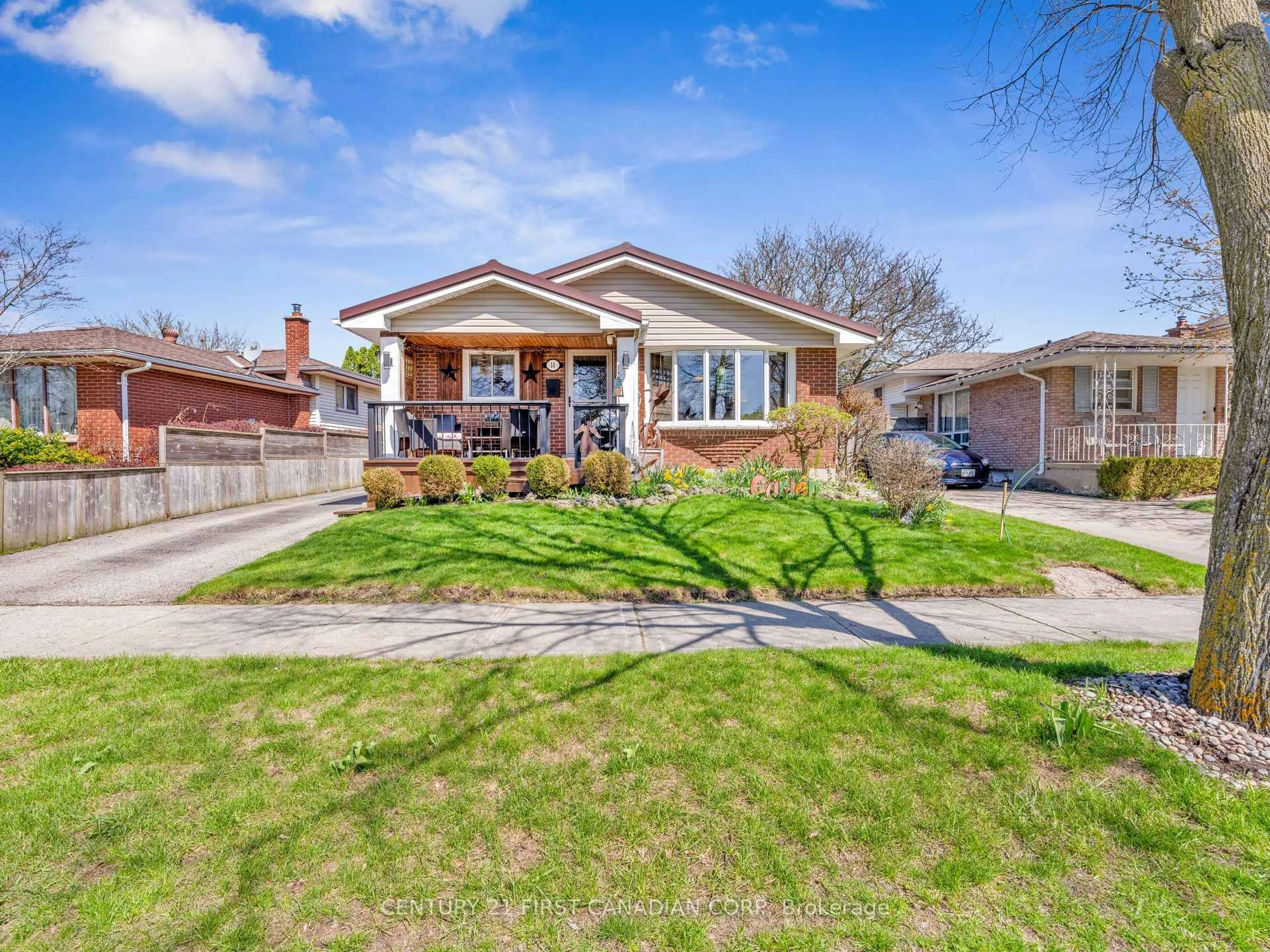 Home with brick exterior material, street for 14 Alayne Cres, London South Ontario N6E 2A3