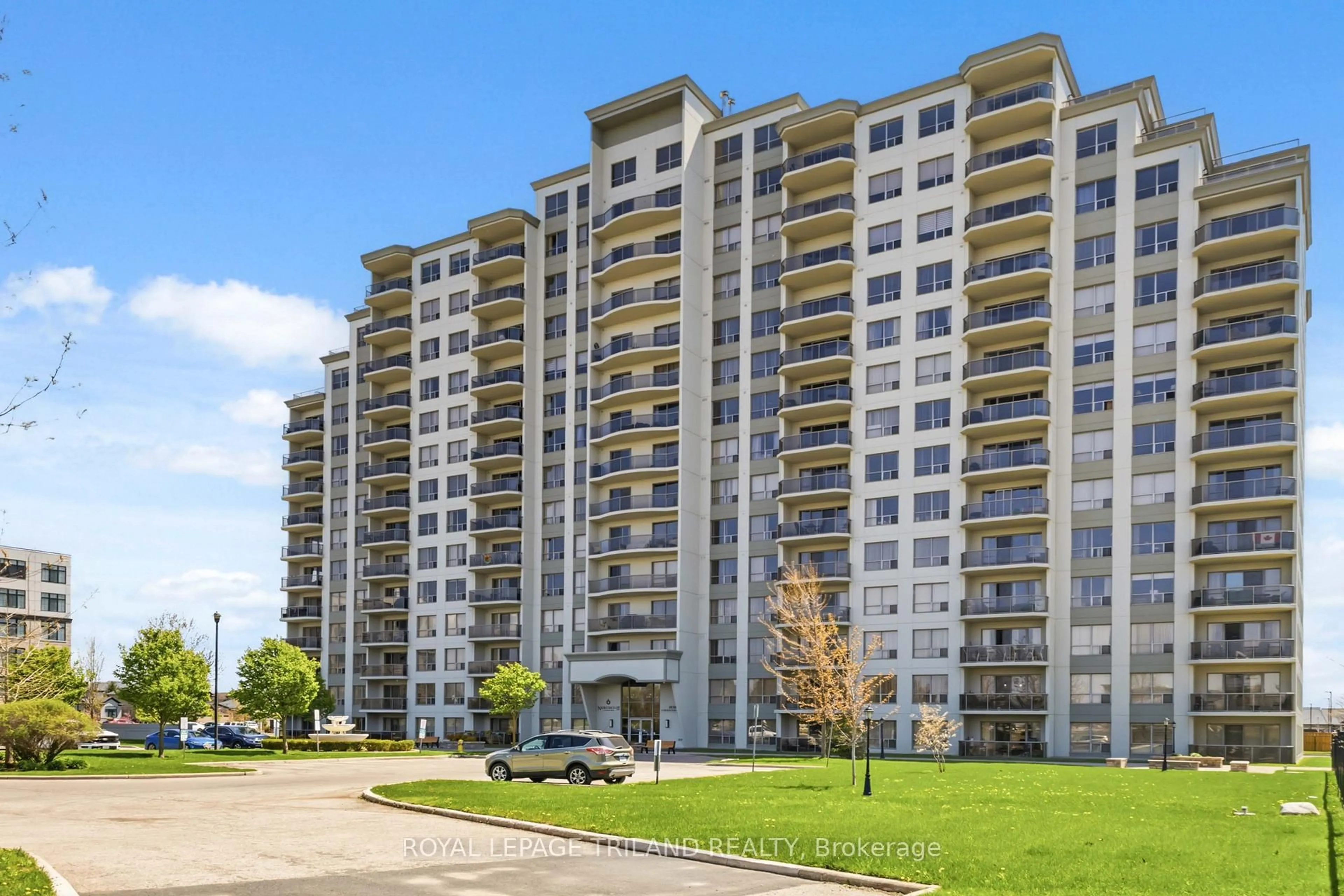 A pic from outside/outdoor area/front of a property/back of a property/a pic from drone, building for 1030 Coronation Dr #110, London North Ontario N6G 0G5