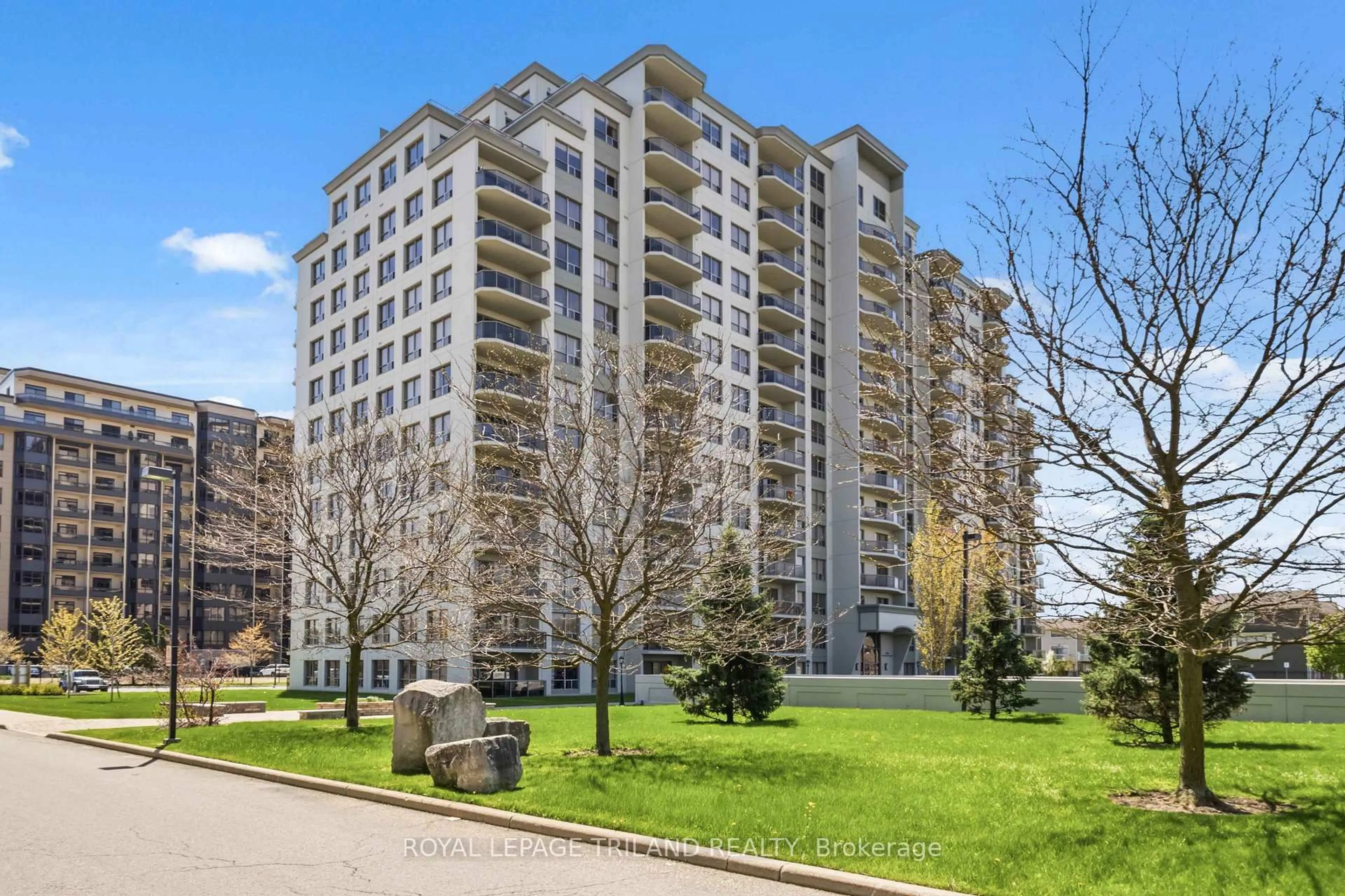 Unknown for 1030 Coronation Dr #110, London North Ontario N6G 0G5