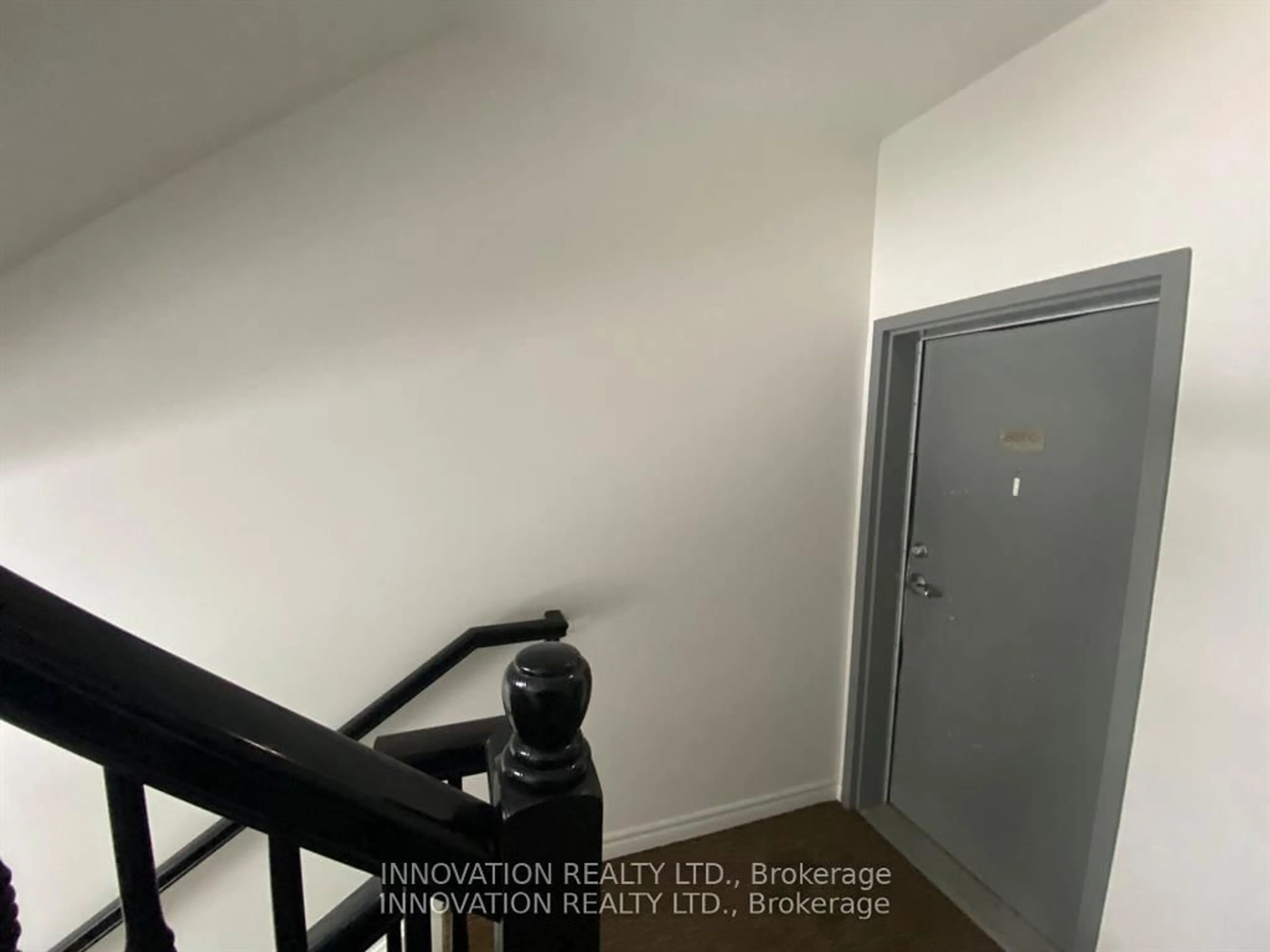 A pic of a room for 857 BLACKCOMB Private #C, Ottawa Ontario K1G 4E4
