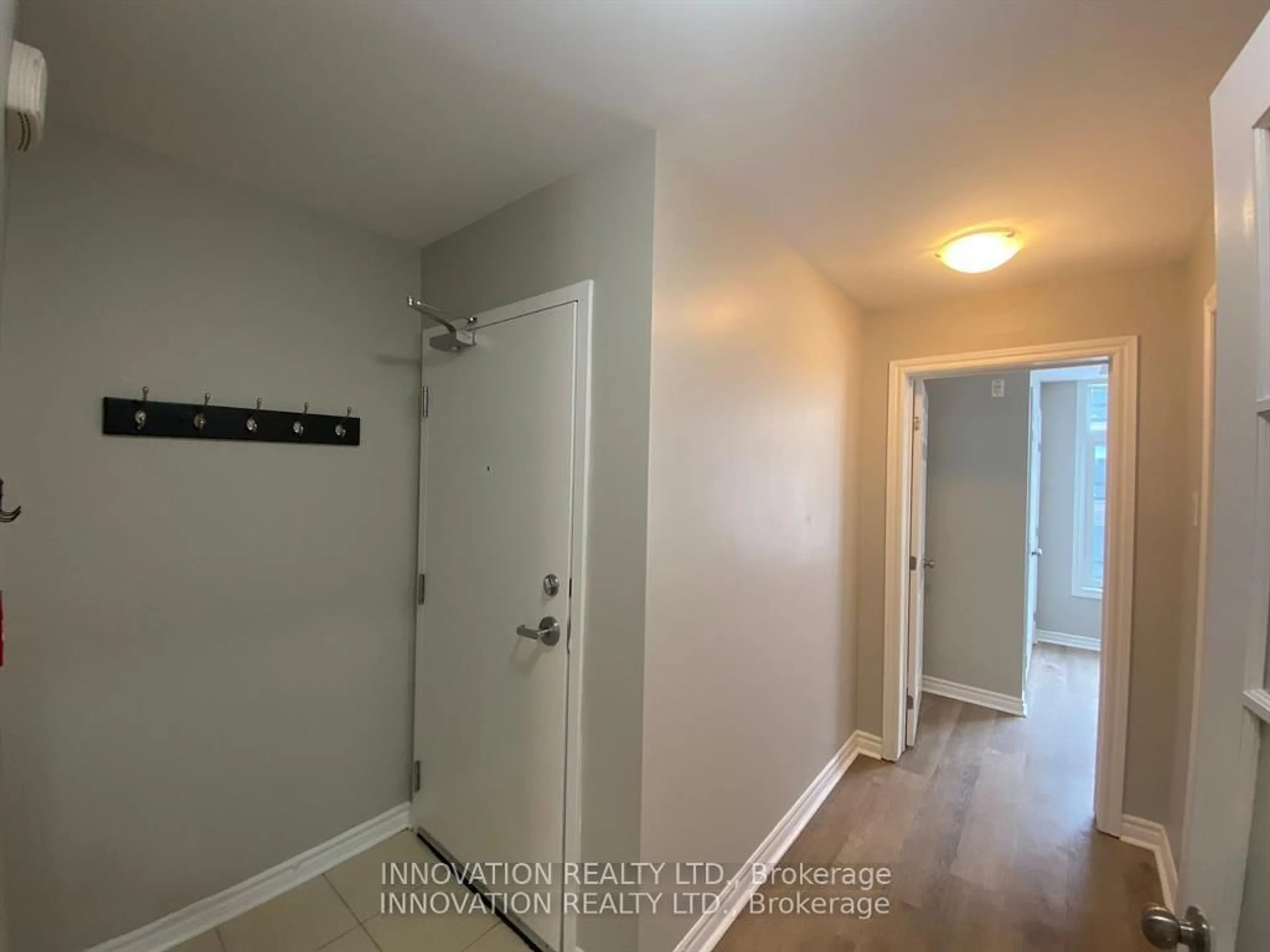 Unknown for 857 BLACKCOMB Private #C, Ottawa Ontario K1G 4E4