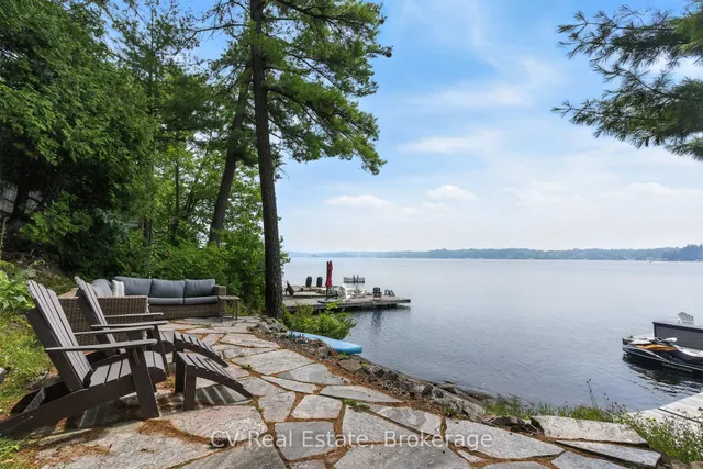 1166 Parkers Point Rd, Gravenhurst 4